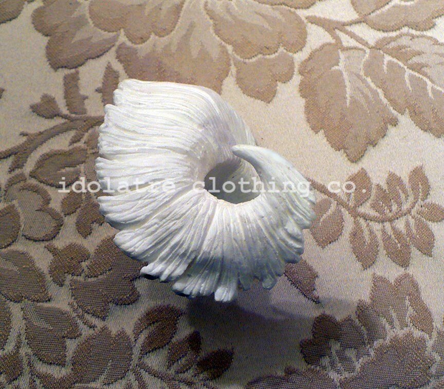 https://i.etsystatic.com/5355908/r/il/95ce71/735944264/il_fullxfull.735944264_buch.jpg