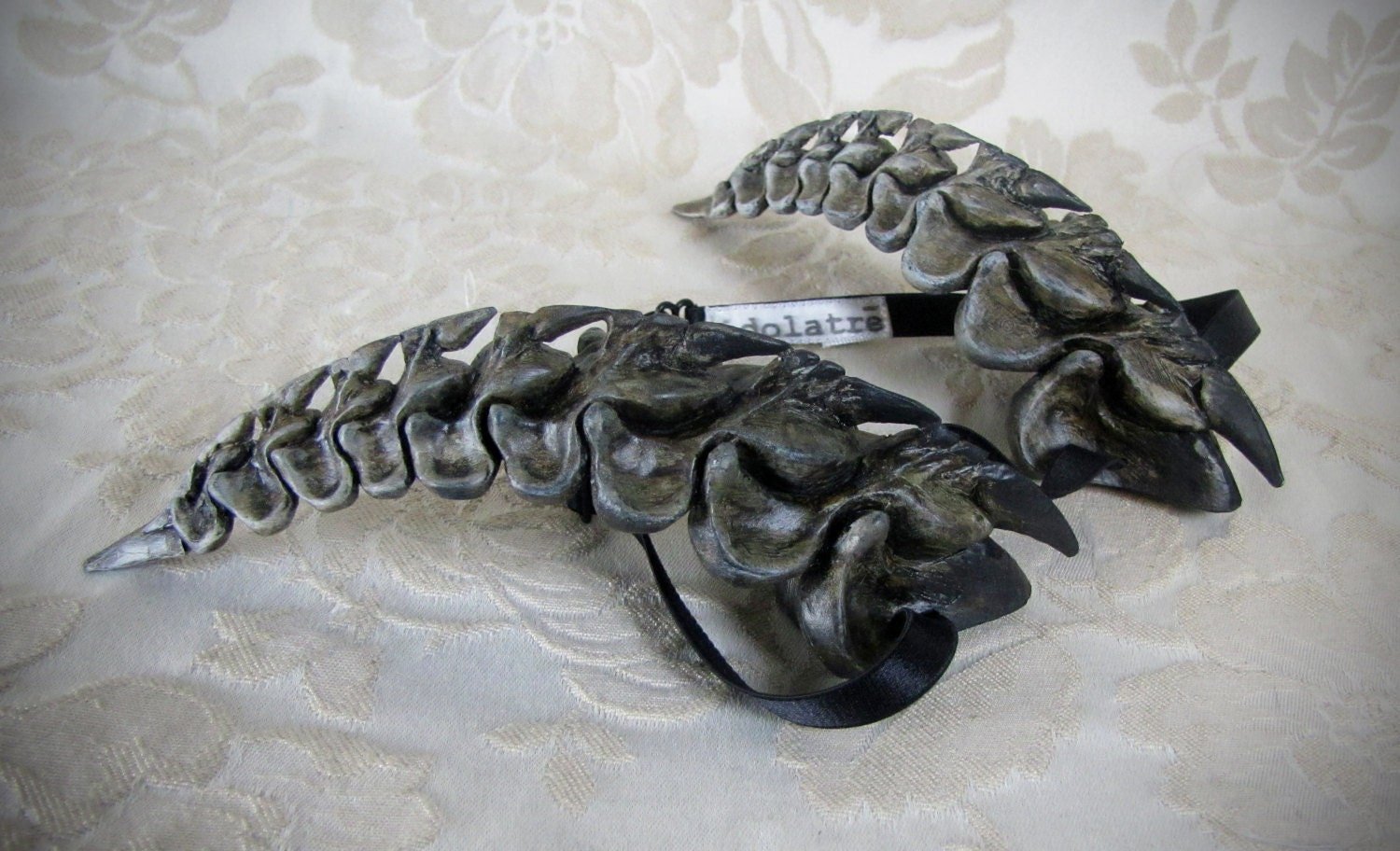 https://i.etsystatic.com/5355908/r/il/37213c/1140831820/il_fullxfull.1140831820_njgx.jpg
