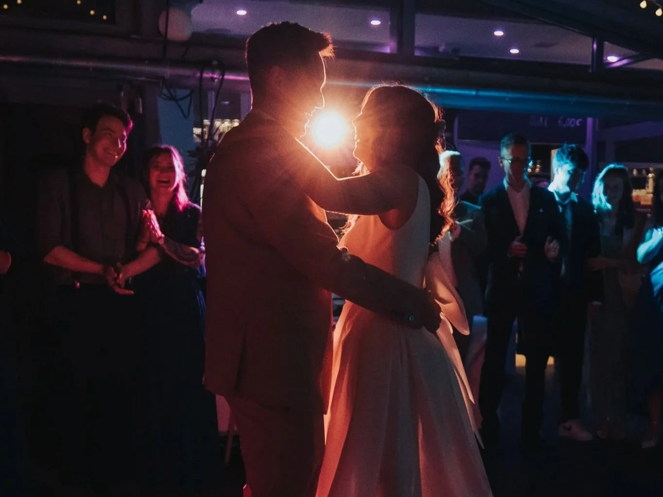 Hochzeitsfotograf Bonn und Umgebung | Marius Barthelmess Fotografie | Hochzeitstanz am Abend