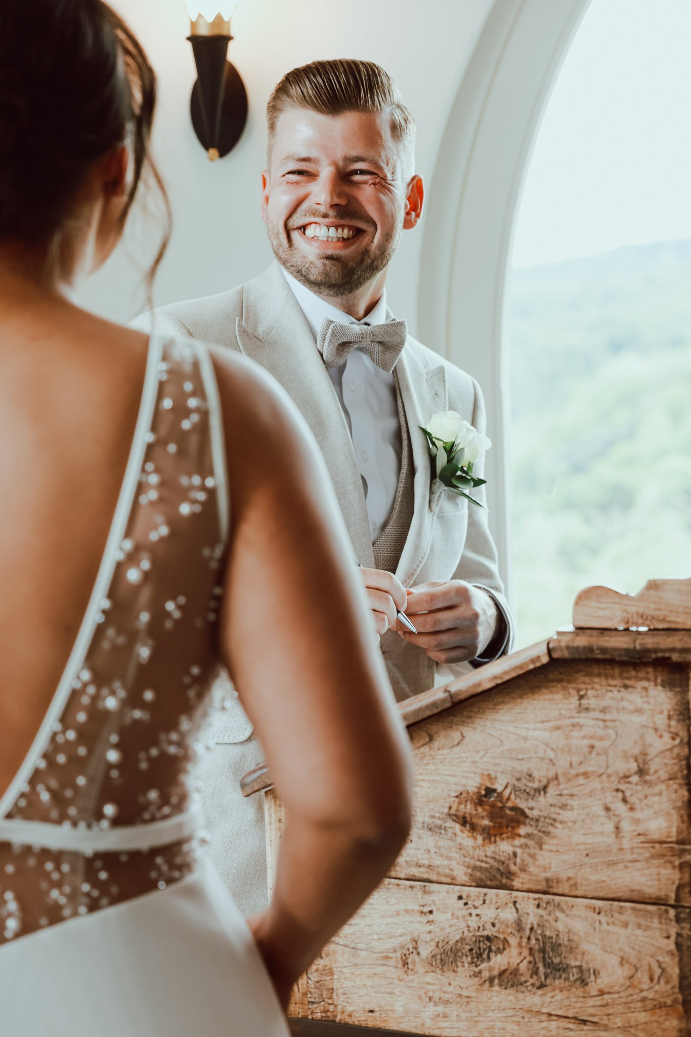 Hochzeitsfotograf Bonn und Umgebung | Marius Barthelmess Fotografie | Trauung /Rolandsbogen