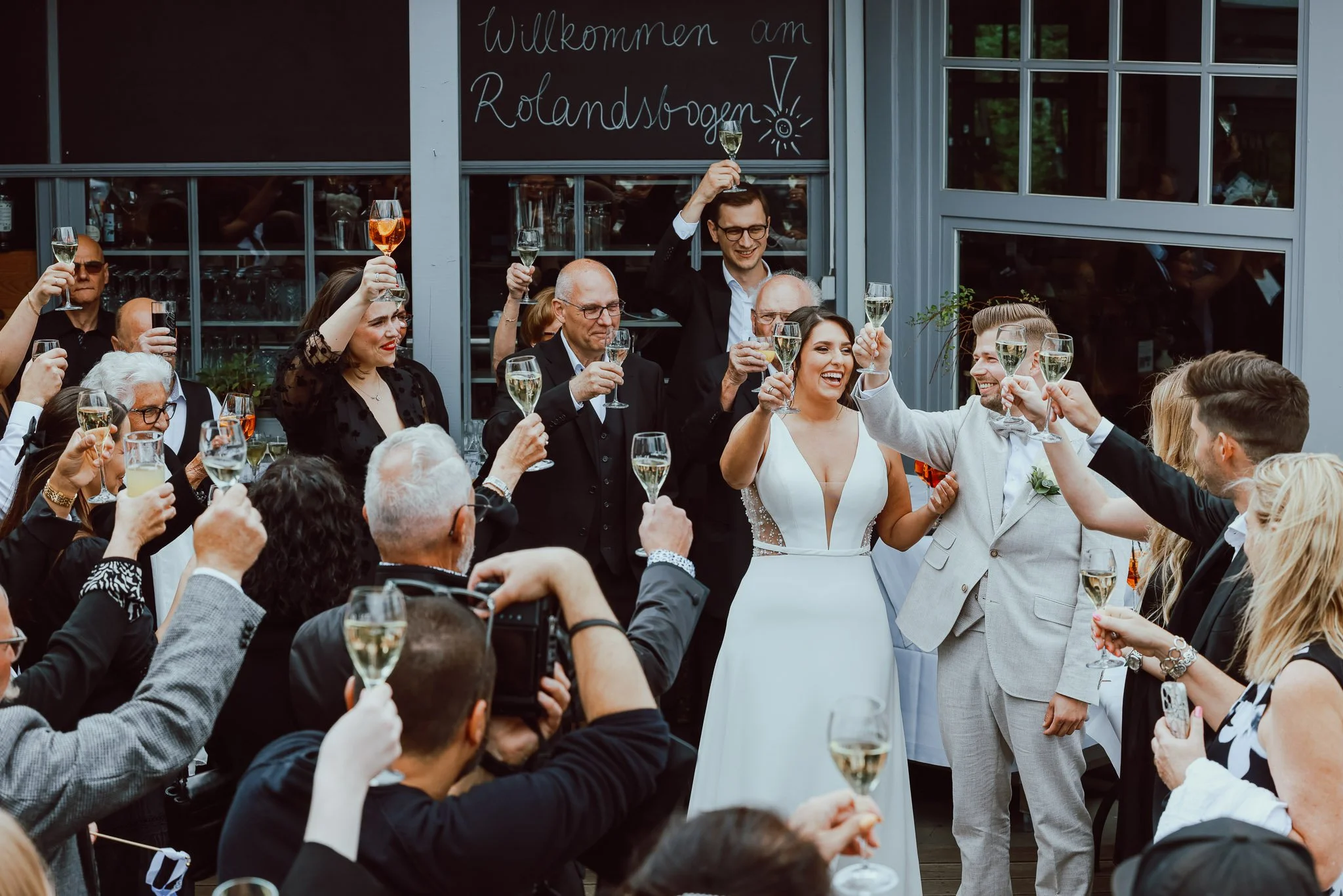 Hochzeitsfotograf Bonn und Umgebung | Marius Barthelmess Fotografie | Trauung /Rolandsbogen