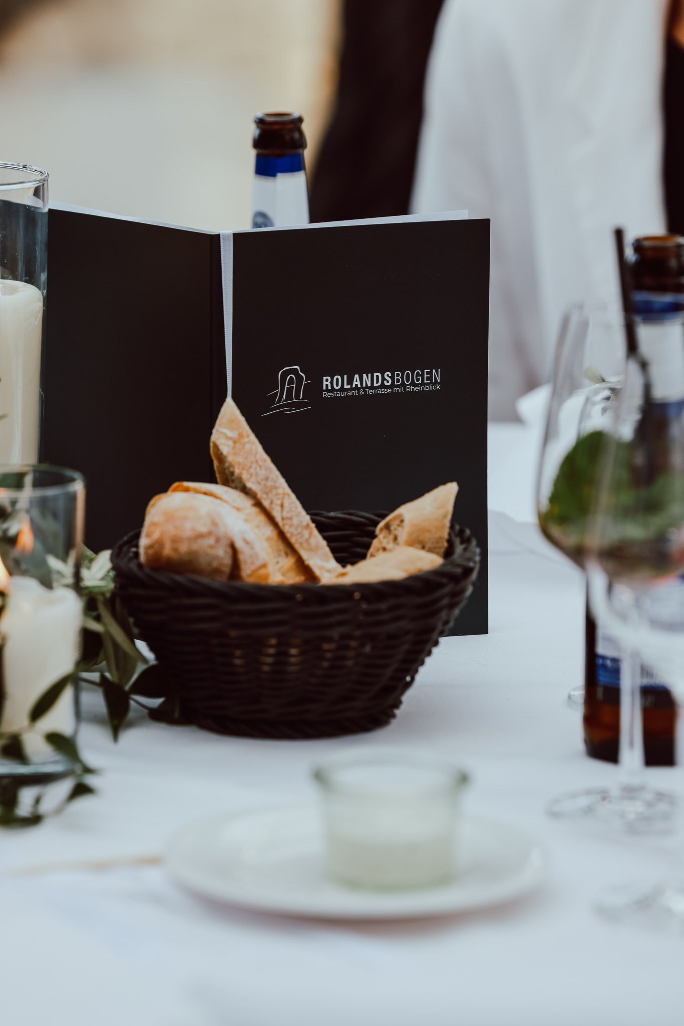 Hochzeitsfotograf Bonn und Umgebung | Marius Barthelmess Fotografie | Trauung /Rolandsbogen