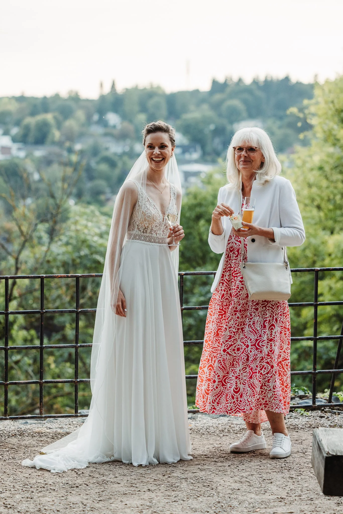 Hochzeitsfotograf Bonn und Umgebung | Marius Barthelmess Fotografie | Godesburg / Feier / Wedding