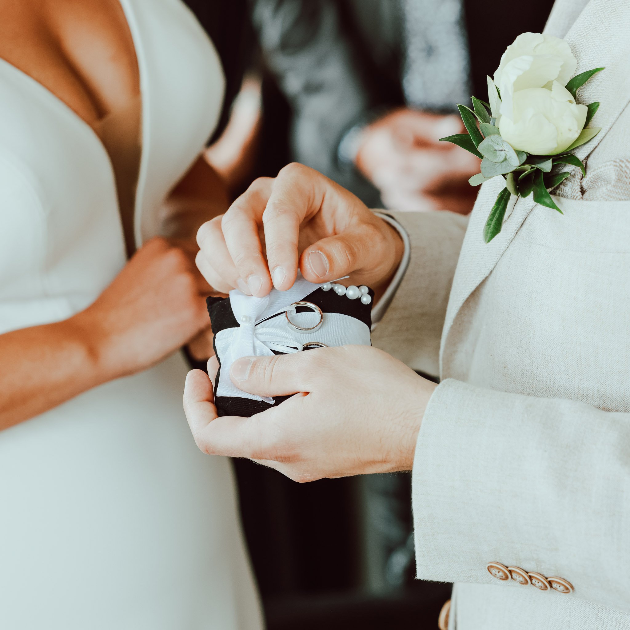 Hochzeitsfotograf Bonn und Umgebung | Marius Barthelmess Fotografie | Trauung /Rolandsbogen