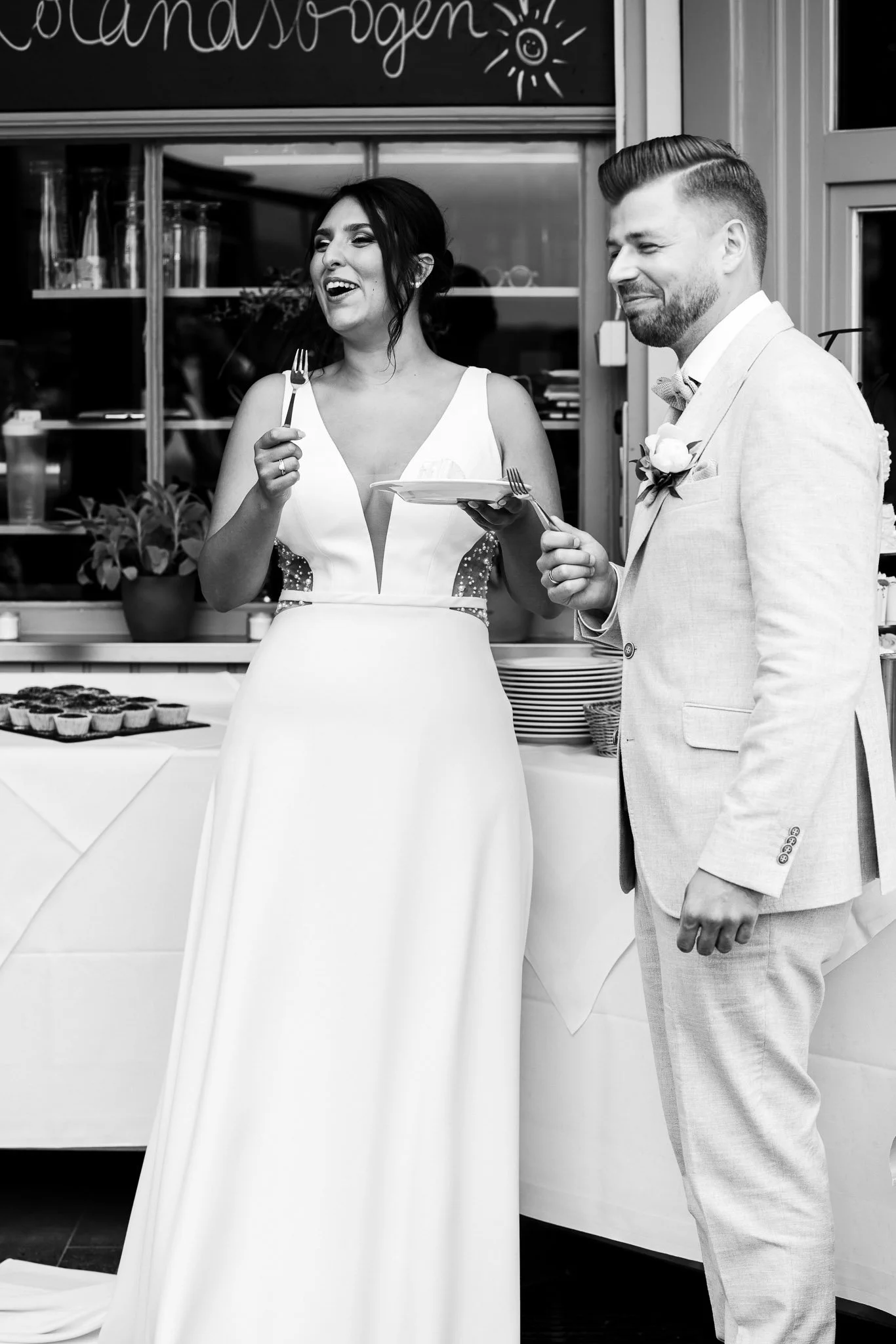Hochzeitsfotograf Bonn und Umgebung | Marius Barthelmess Fotografie | Kuchenanschnitt /Rolandsbogen
