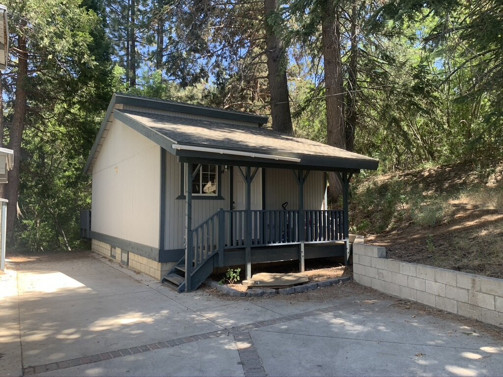 Seneca Trail Front Cabin