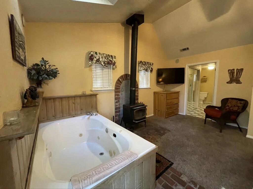 Seneca Trail Jacuzzi