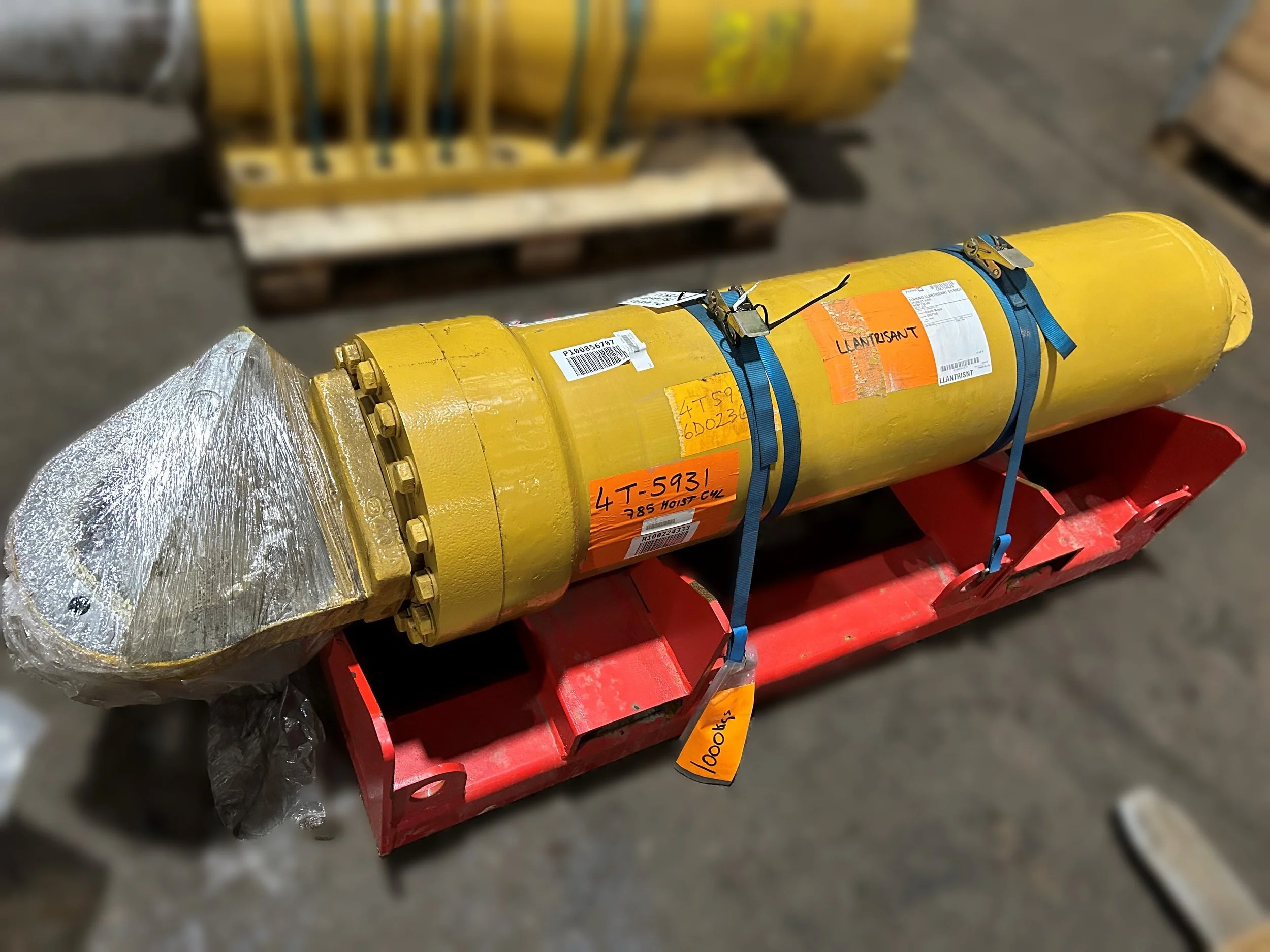 For Sale Reman CAT 785D Hoist Cylinder