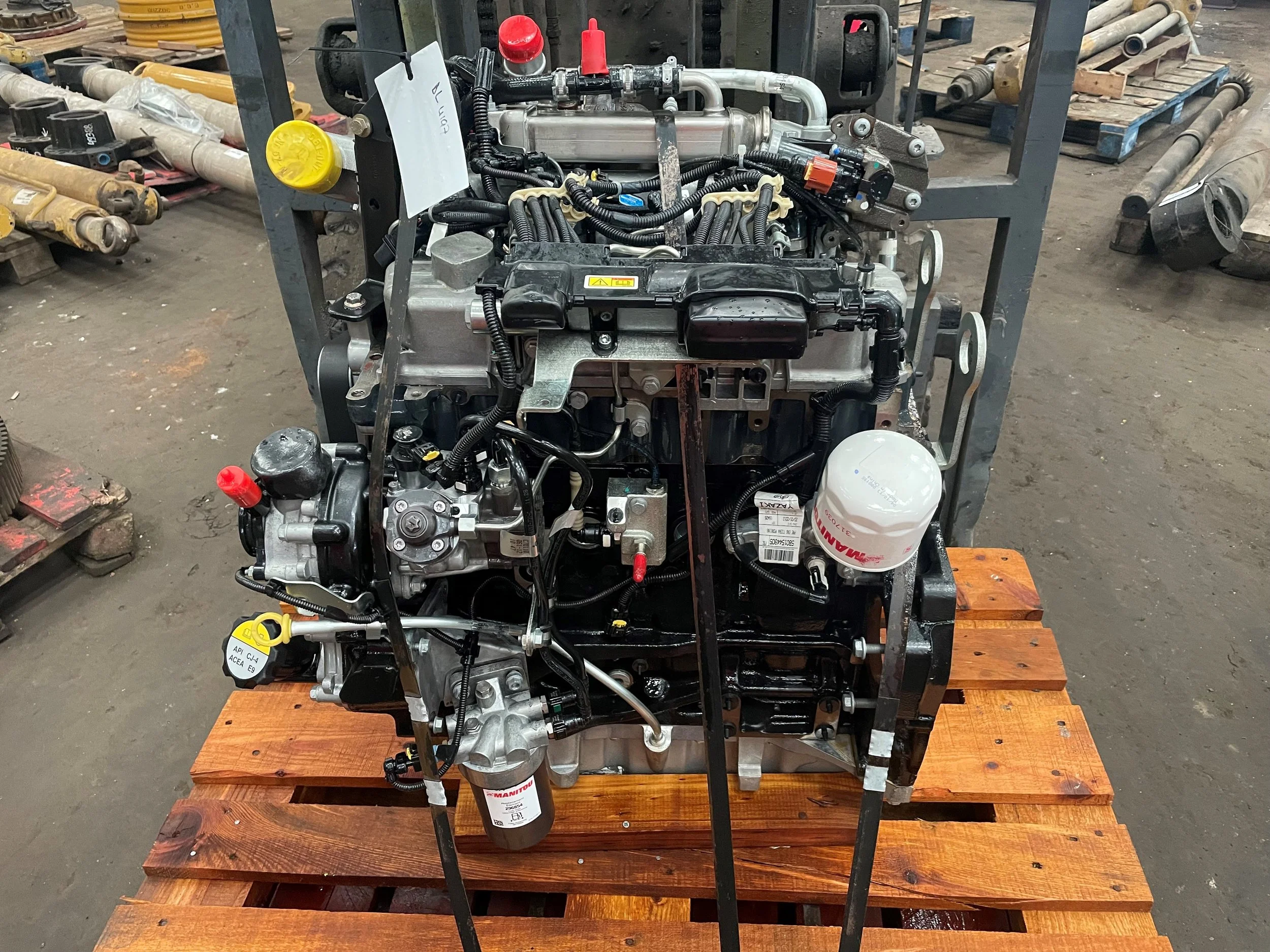 NEW CATERPILLAR C3.4B ENGINES 