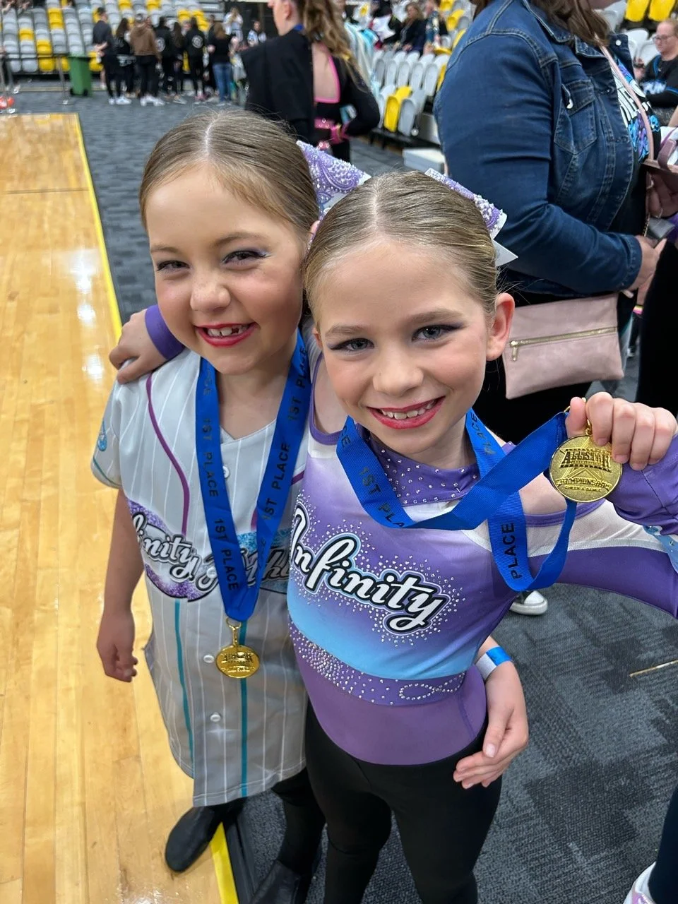Ultimate Cheer Mum: Competition Survival Guide