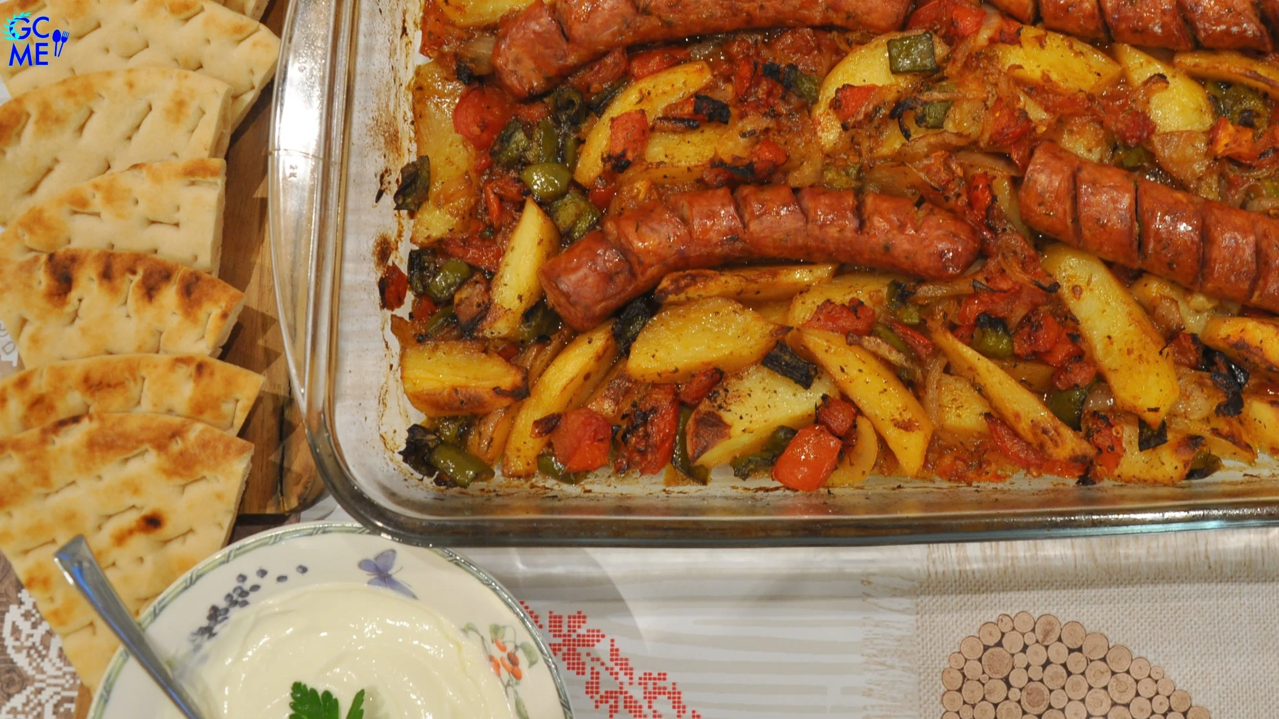 Baked Pork Sausages with Potatoes, Tomato and Pepper