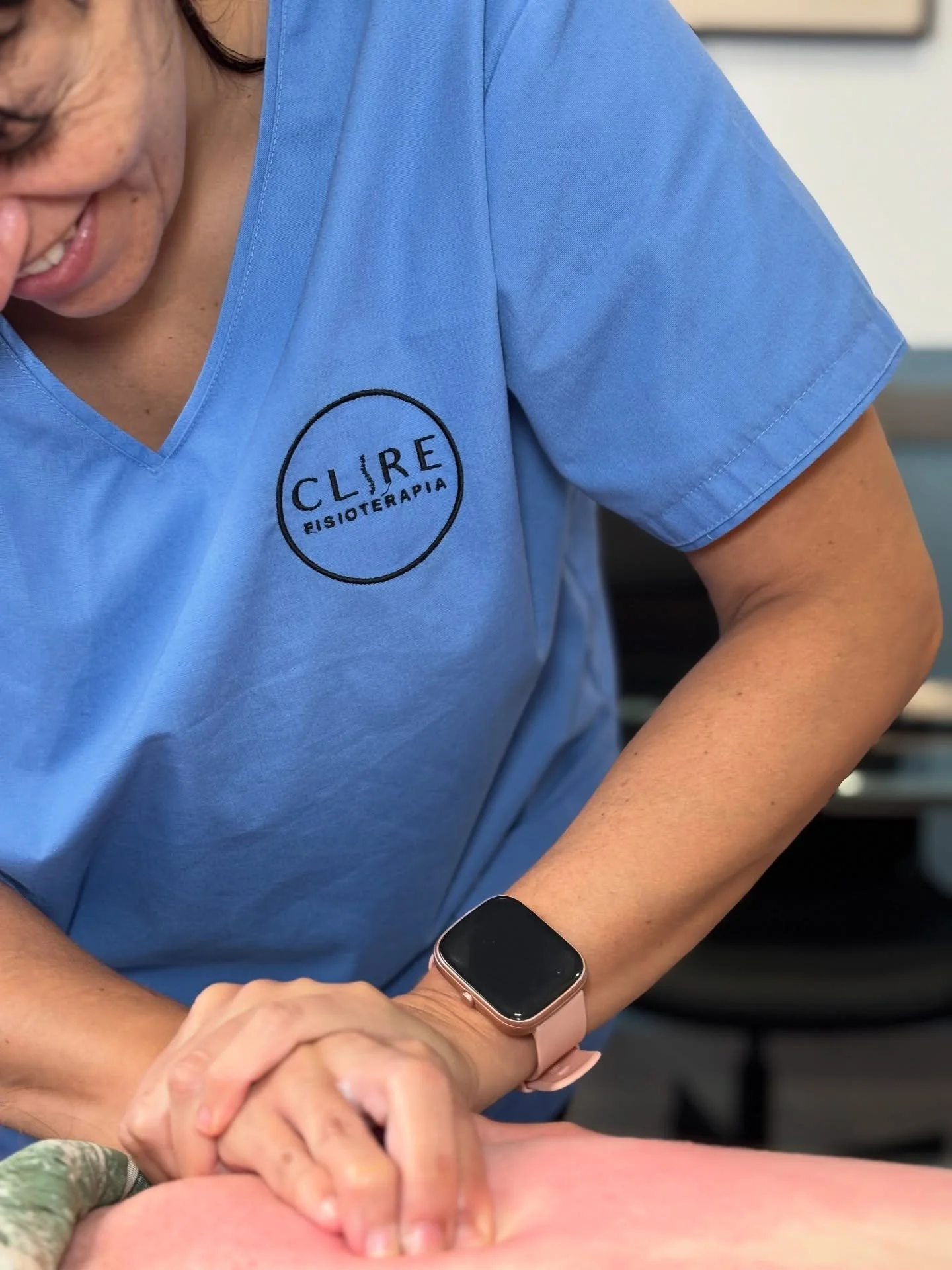 📍&iquest;Qu&eacute; nos gusta ofrecer en Clire Fisioterapia? 👋🏻
 ✨ Empat&iacute;a y profesionalidad
✨ Responsabilidad y compromiso
✨ Destreza manual y vocaci&oacute;n por aprender
✨ Atenci&oacute;n y escucha a cada paciente

&iexcl;Encuentra en Cl