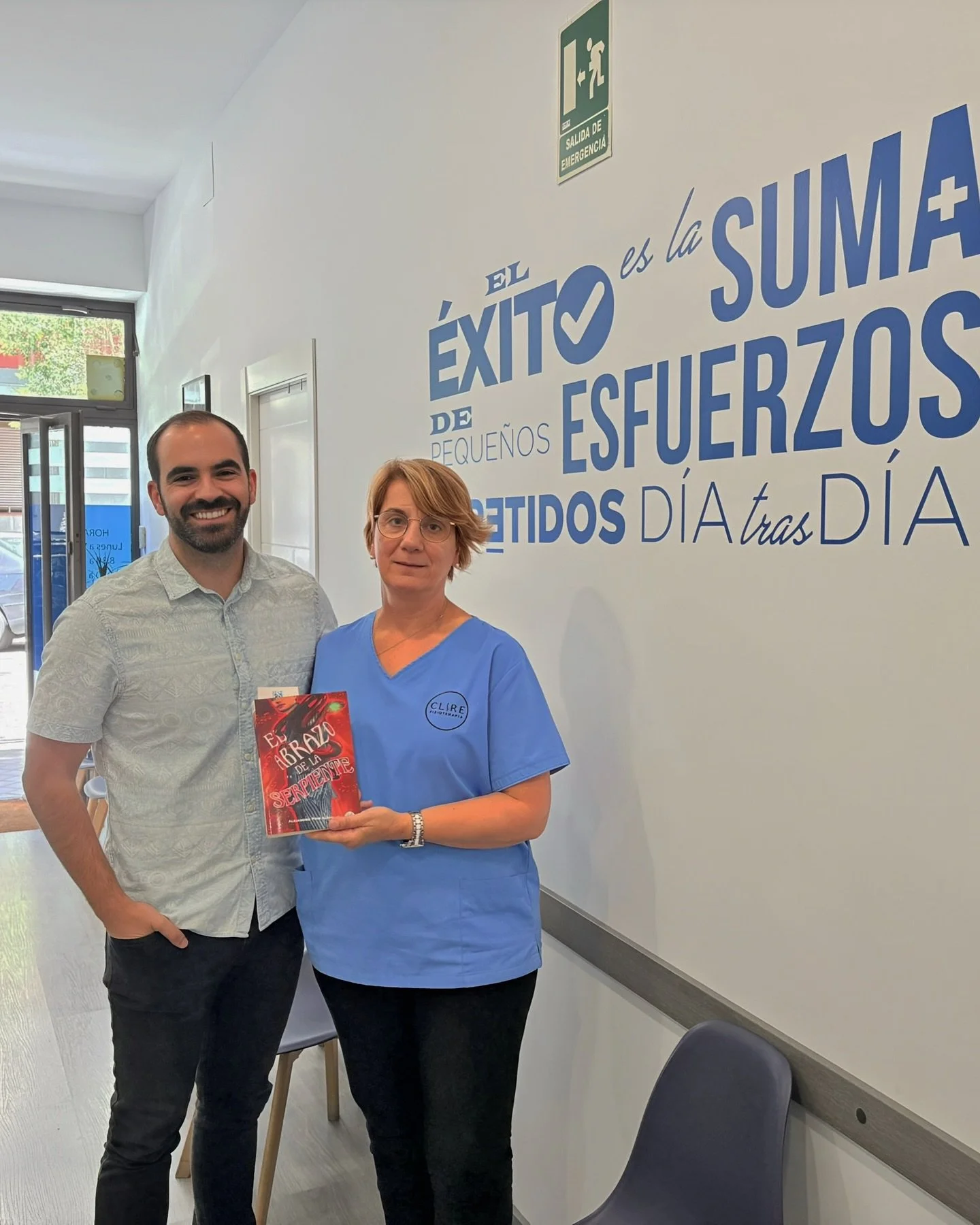 ✨ Estas &uacute;ltimas semanas hemos tenido el placer de acompa&ntilde;ar a Alejandro en su recuperaci&oacute;n en Clire Fisioterapia ✨

Adem&aacute;s de confiar en nosotros, nos ha dejado un pedacito de &eacute;l con su libro &ldquo;El abrazo de la 