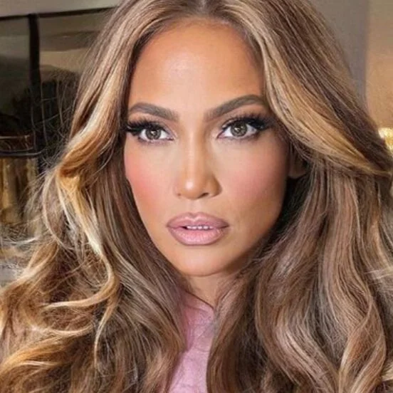 Jennifer Lopez’s Hairstylist Says This Nourishing Hair Mask Will Make You ‘Feel Like J.Lo’