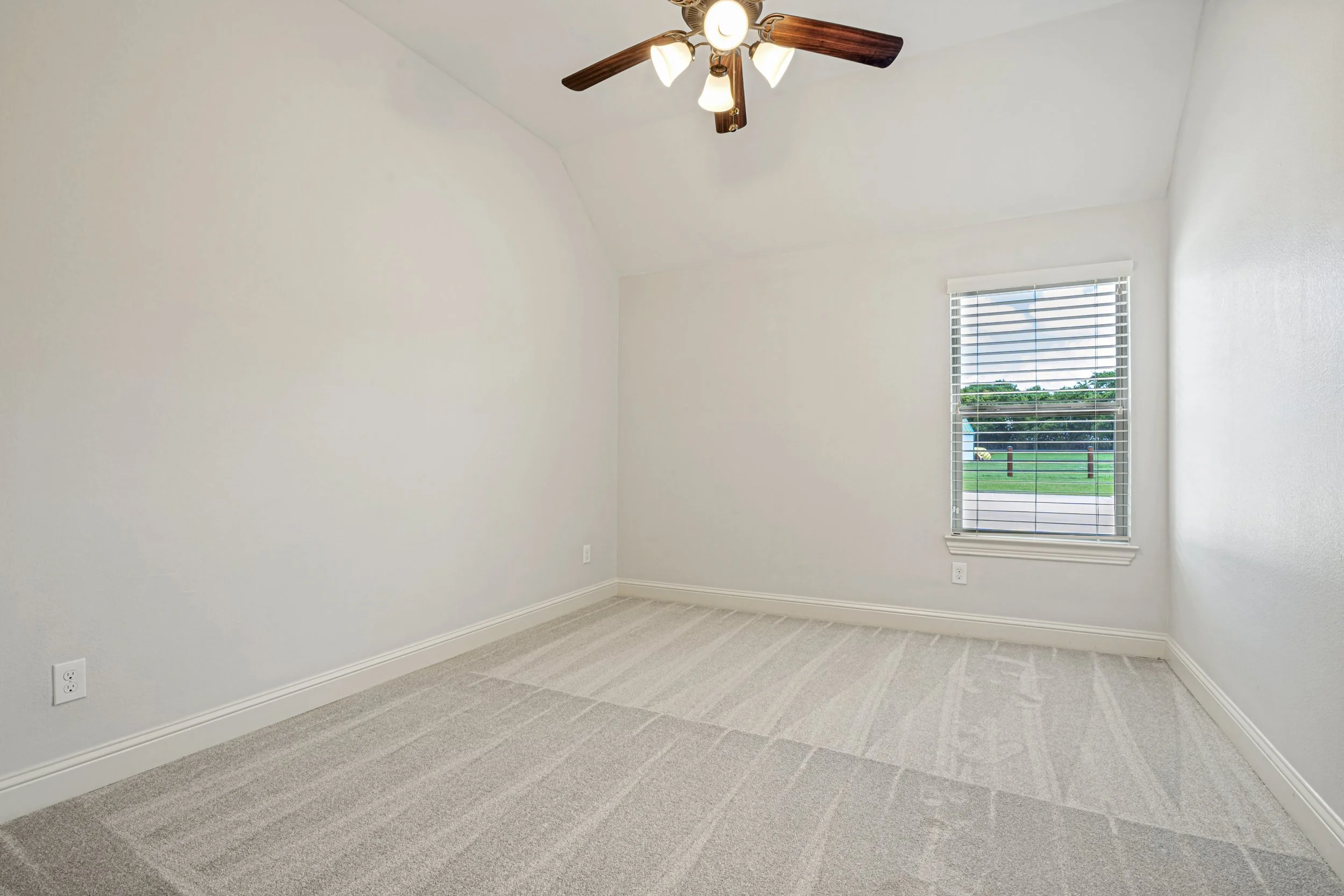 9721-sunset-dr-lavon-tx-75166-High-Res-19.jpg
