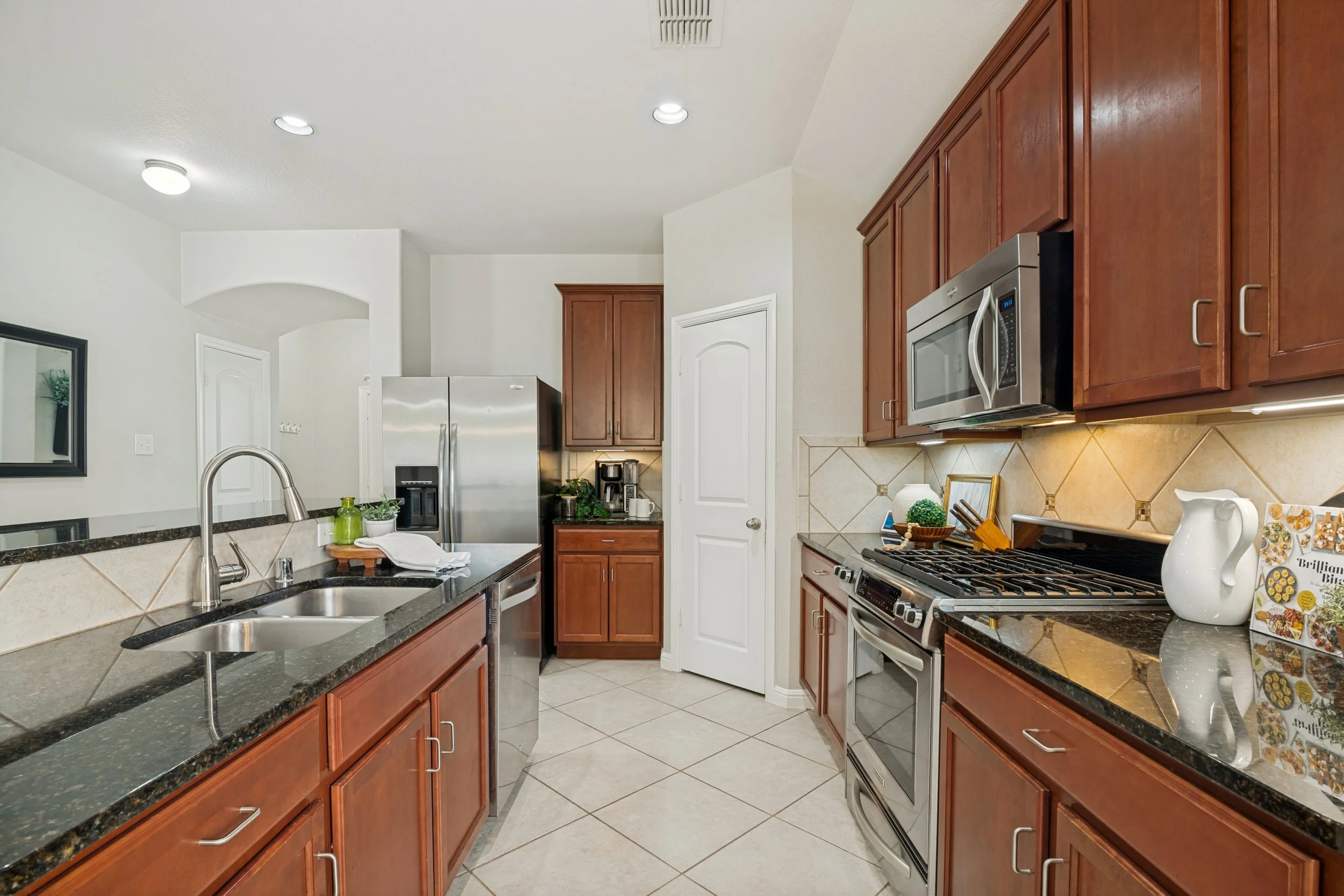 669-payton-way-rockwall-tx-75087-High-Res-10.jpg