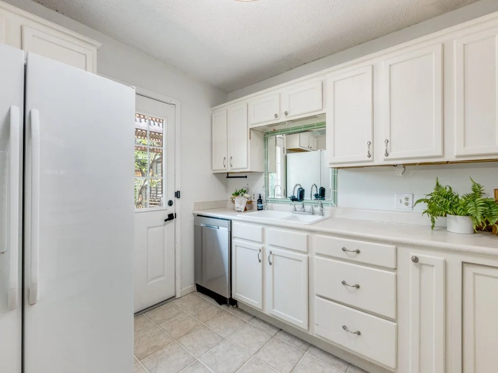 2217-longwood-ln-dallas-tx-75228-2-MLS-13.jpg