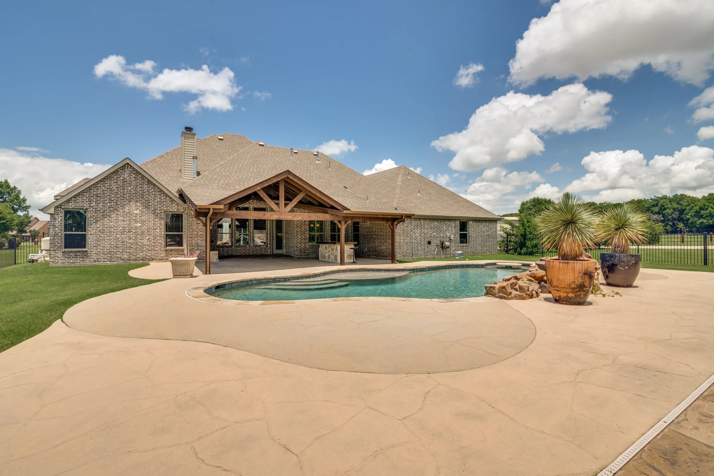 9721-sunset-dr-lavon-tx-75166-High-Res-42.jpg