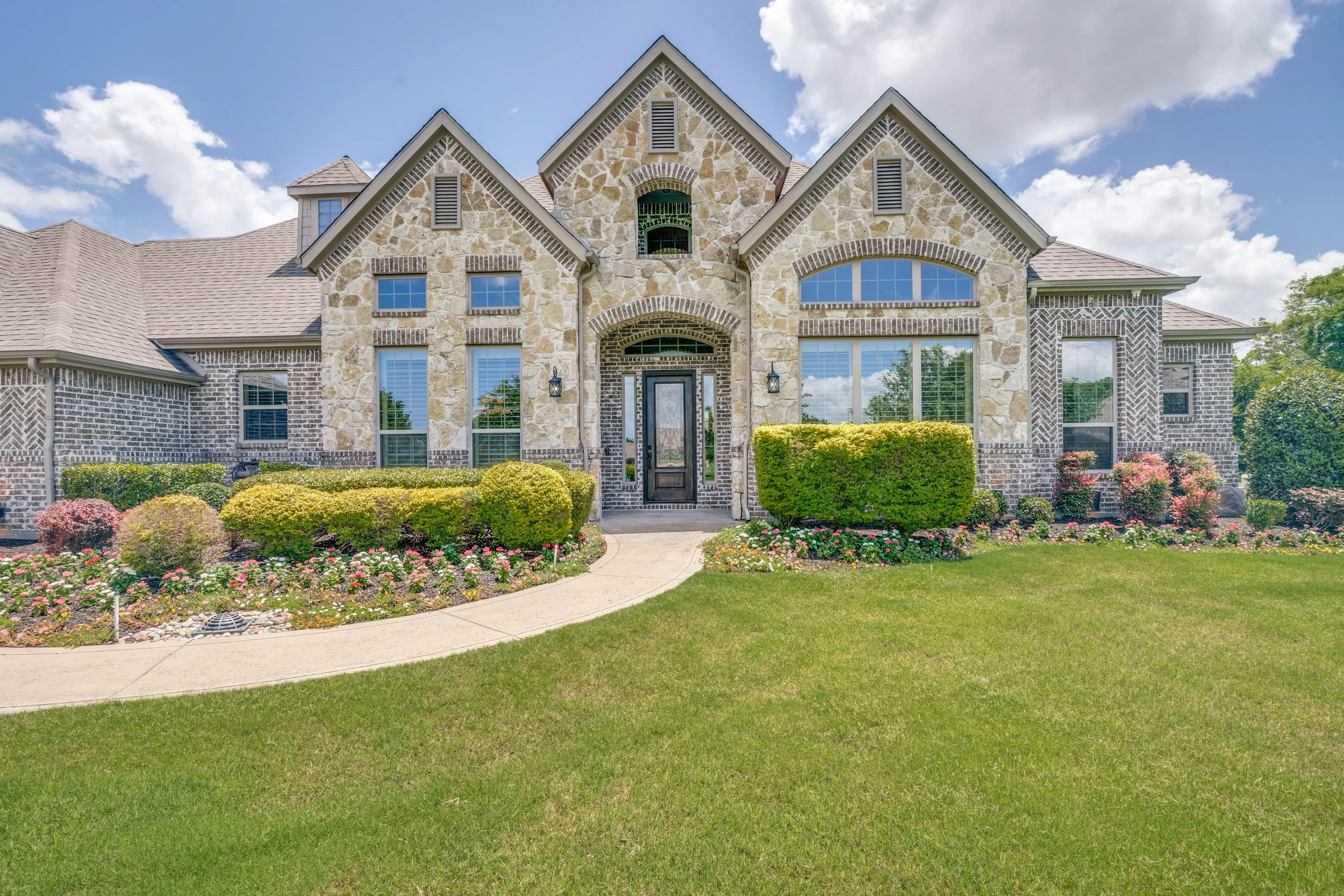 9721-sunset-dr-lavon-tx-75166-High-Res-3.jpg