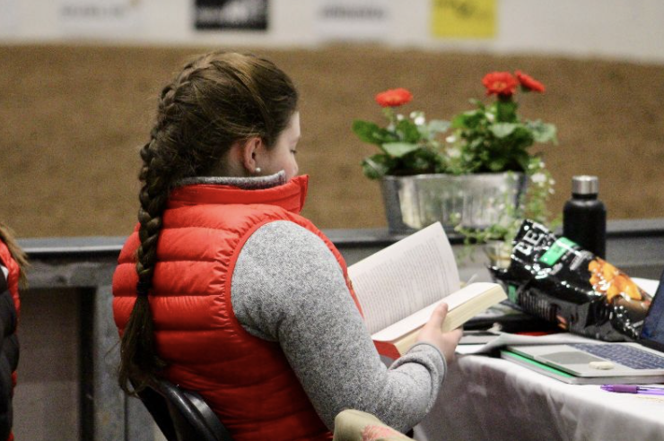 REMINDER: THE DEADLINE FOR ACADEMIC AWARDS SUBMISSION IS MARCH 31