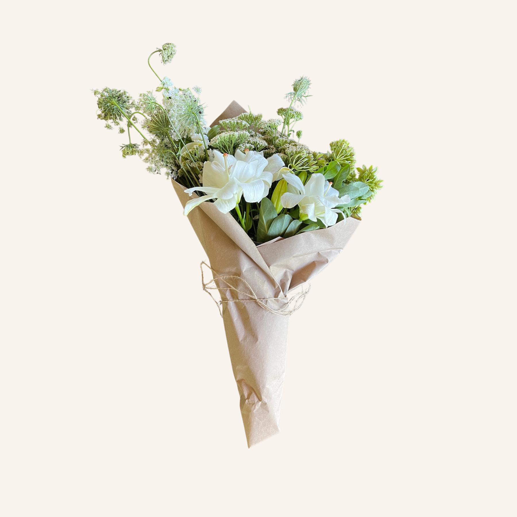 F.M. 900 Weekly Floral Bundle