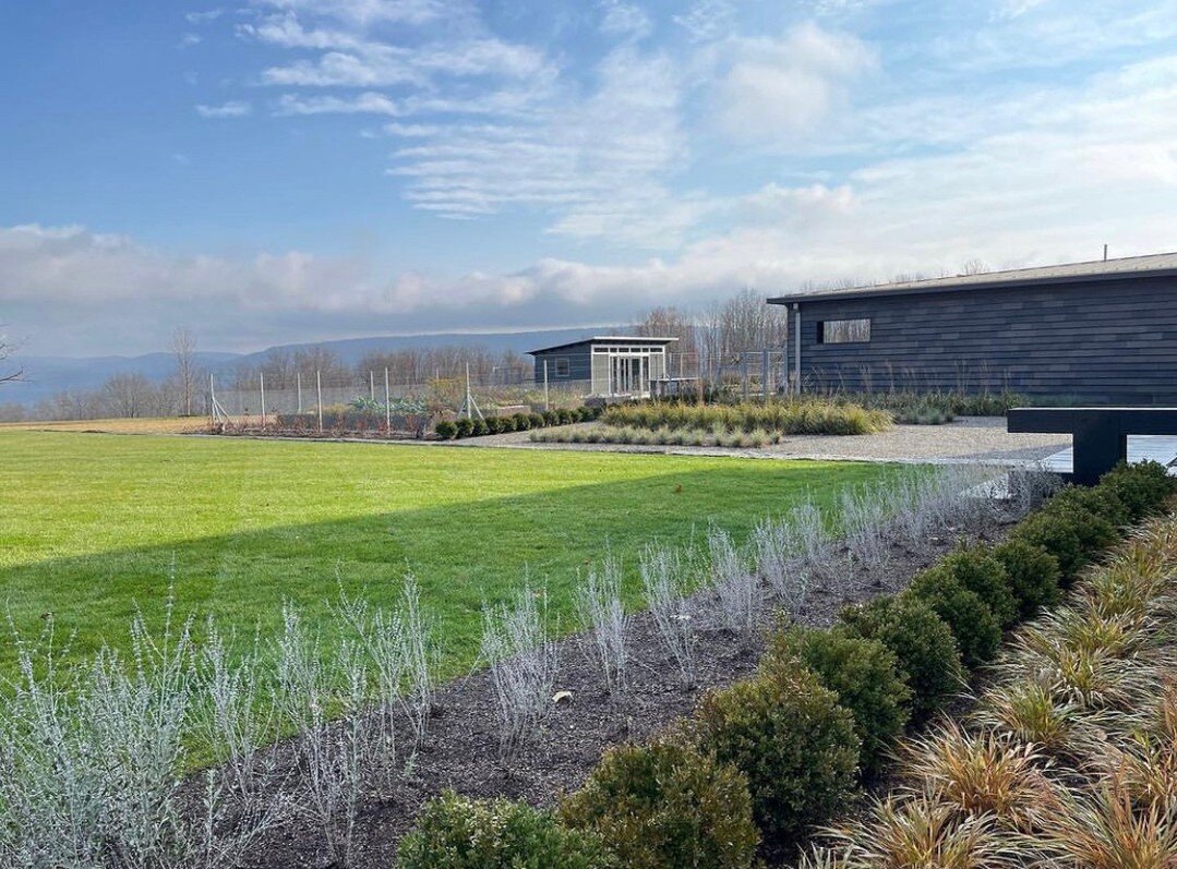 Sharing this repost from @wagnerhodgson of this example of dimension and texture, sprawling lawn and contained garden space against a breathtaking vista.⁠
⁠
More of our work at the link in our bio.⁠
⁠
#rpmarzilli #landscapearchitecture #lawn #garden 