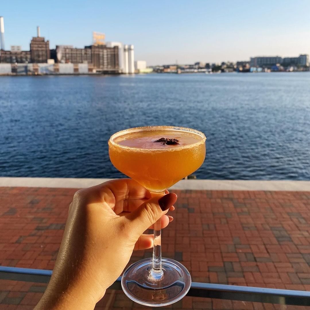 Happy hour starts now! ⏰🍸

Stop by @cindylousfishhouse for refreshing drink specials and tasty snacks with a waterfront view at the bar or on the patio. 

Enjoy happy hour at @cindylousfishhouse from 3pm-7pm every Monday-Friday. 

#cindylousfishhous