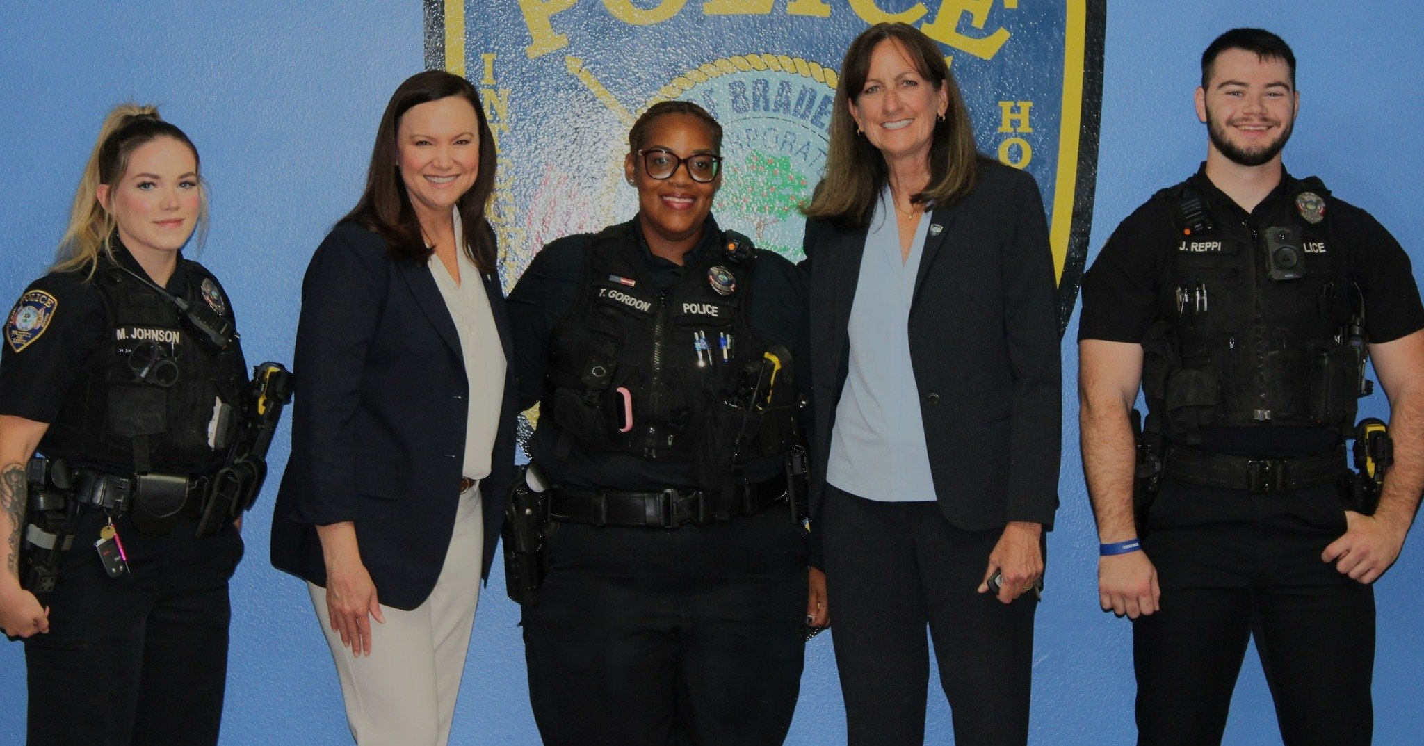 Florida Attorney General Ashley Moody visited BPD to learn more about the measures BPD is taking to combat fraud against seniors and vulnerable adults - and to say hi during our afternoon Bravo-shift roll call. Florida's Adult Protective Services Pro