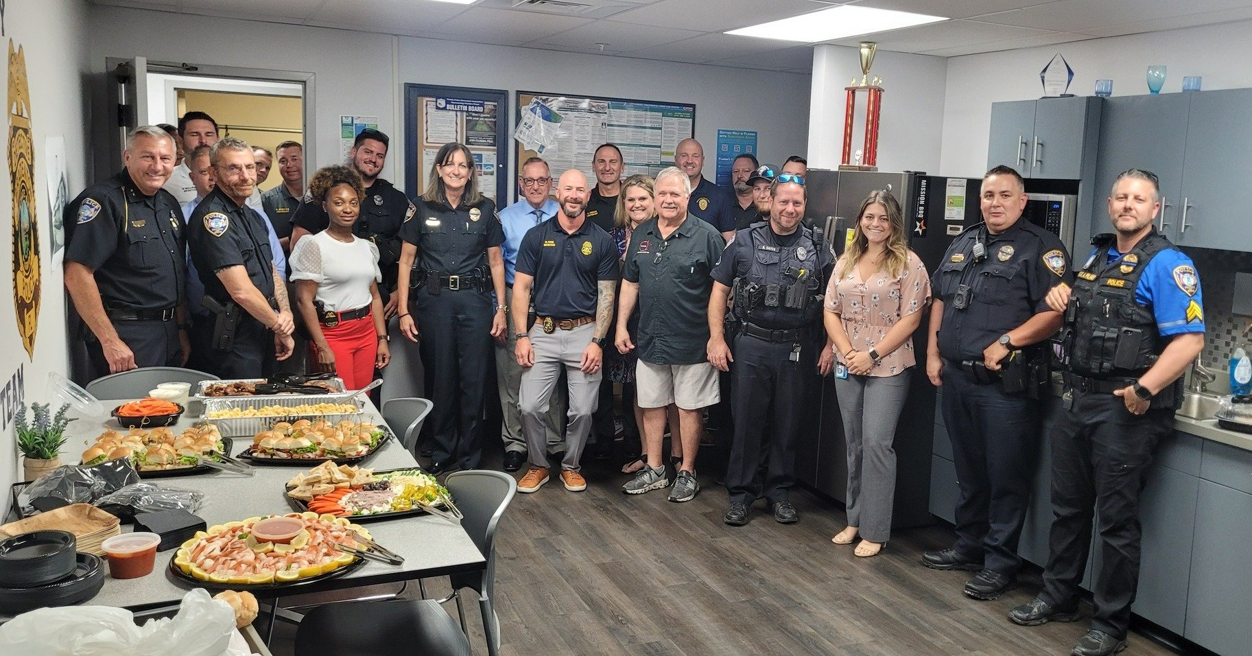 Thank you to O'Bricks for surprising our officers with an amazing spread to kick off #NationalPoliceWeek! We are grateful for the support of so many businesses in Bradenton - not just during Police Week, but year-round!