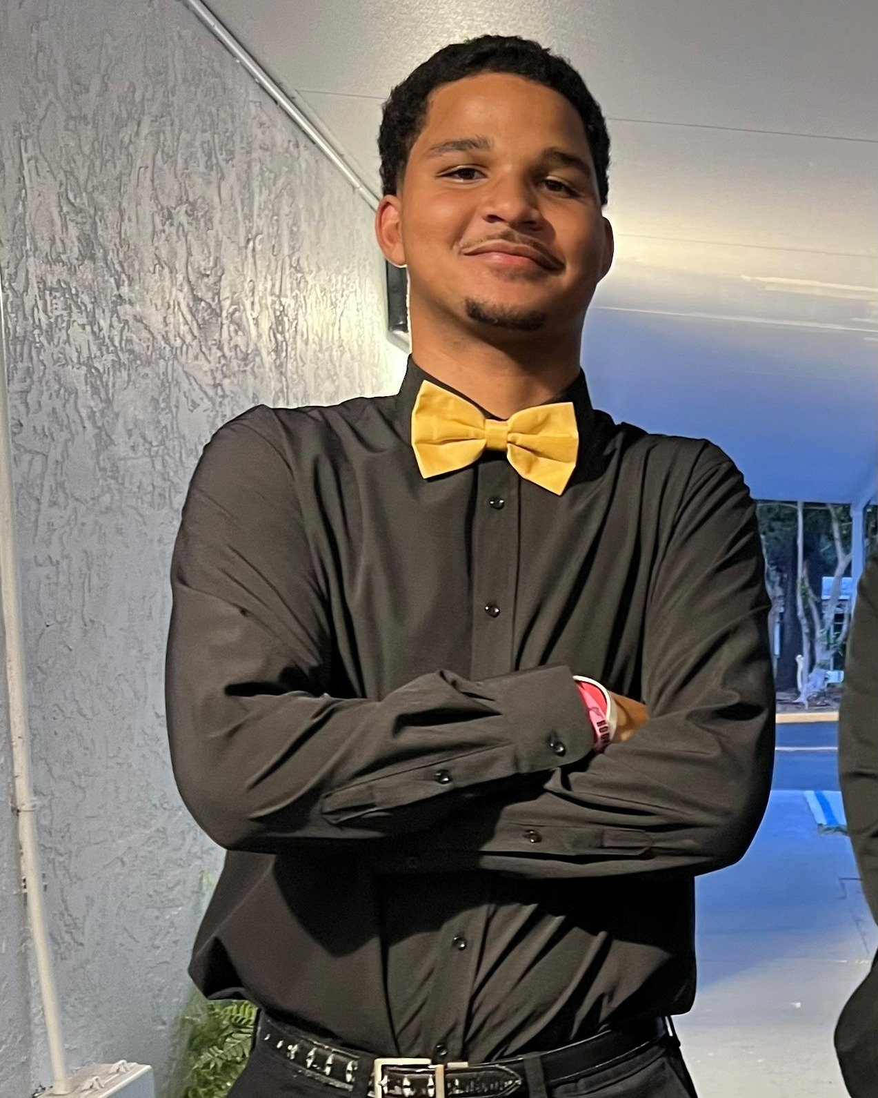 * MISSING ENDANGERED JUVENILE * Elijah Bibbins, 16, was last seen by his mother on June 17 in the 1200 block of 7th Ave E. He has been known to visit friends in Palmetto and Oneco. Elijah is 6'3&quot; and weighs approximately 205 pounds. He was last 