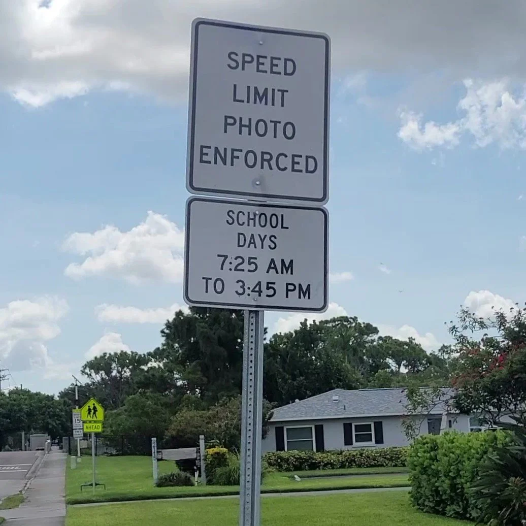 Slow down in school zones! Since the start of the 2025-2026 school year, Bradenton's school speed zone cameras have issued 3,541 violations. The highest speed recorded so far is 67 mph. A refresher:
🚸 Speed zone cameras are located at 10 schools in 