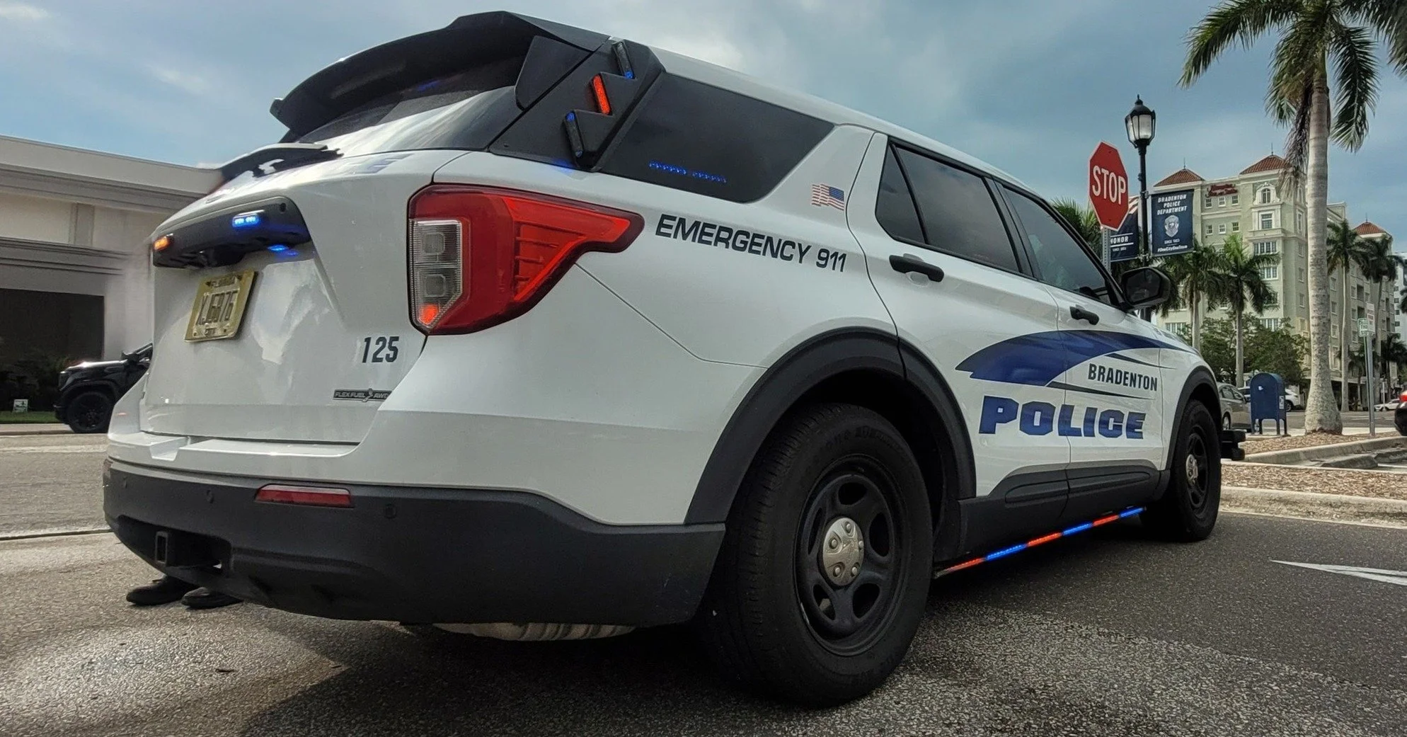 Happy #LaborDay! Just a reminder that City offices, including our Records, Property/Evidence, and Administrative departments, are closed today. Otherwise, it's business as usual - call us if you need us!🚔
Emergency: 911
Non-emergency: 941-932-9300
F