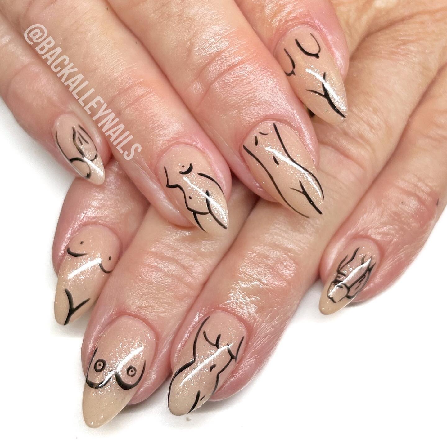 BACK ALLEY NAILS