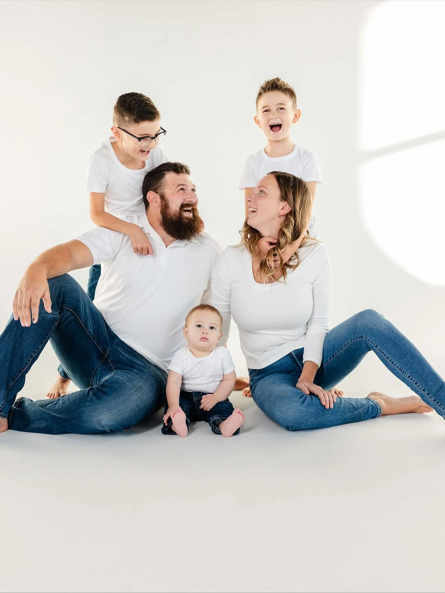 Why do I love minimalist photos because it&rsquo;s all about the moment! The white studio is hands-down my favourite space to take family photos tons of room to run around and get some creative shots and plus the light in this room is so gorgeous. Yo