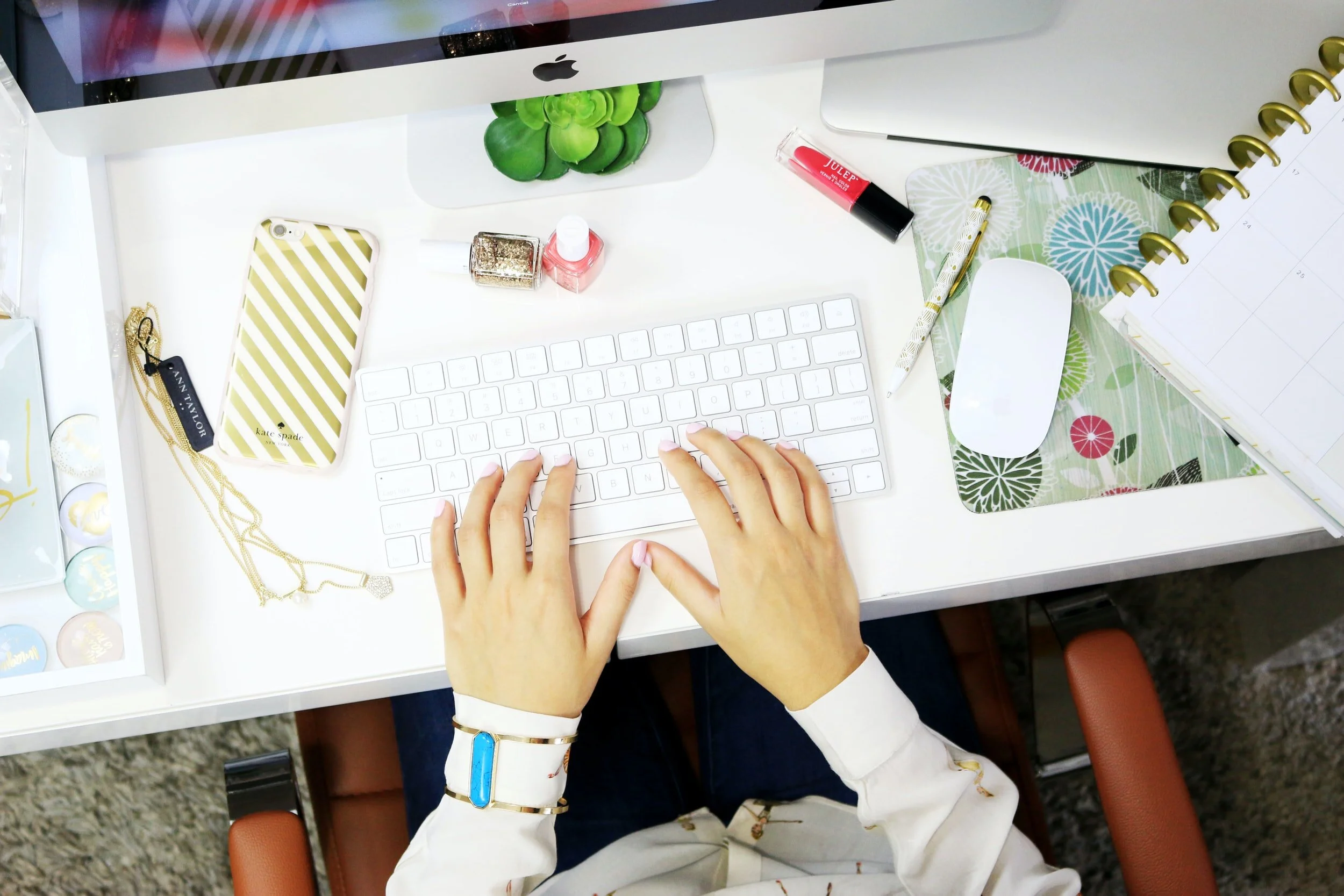 How to be Unforgettable Online