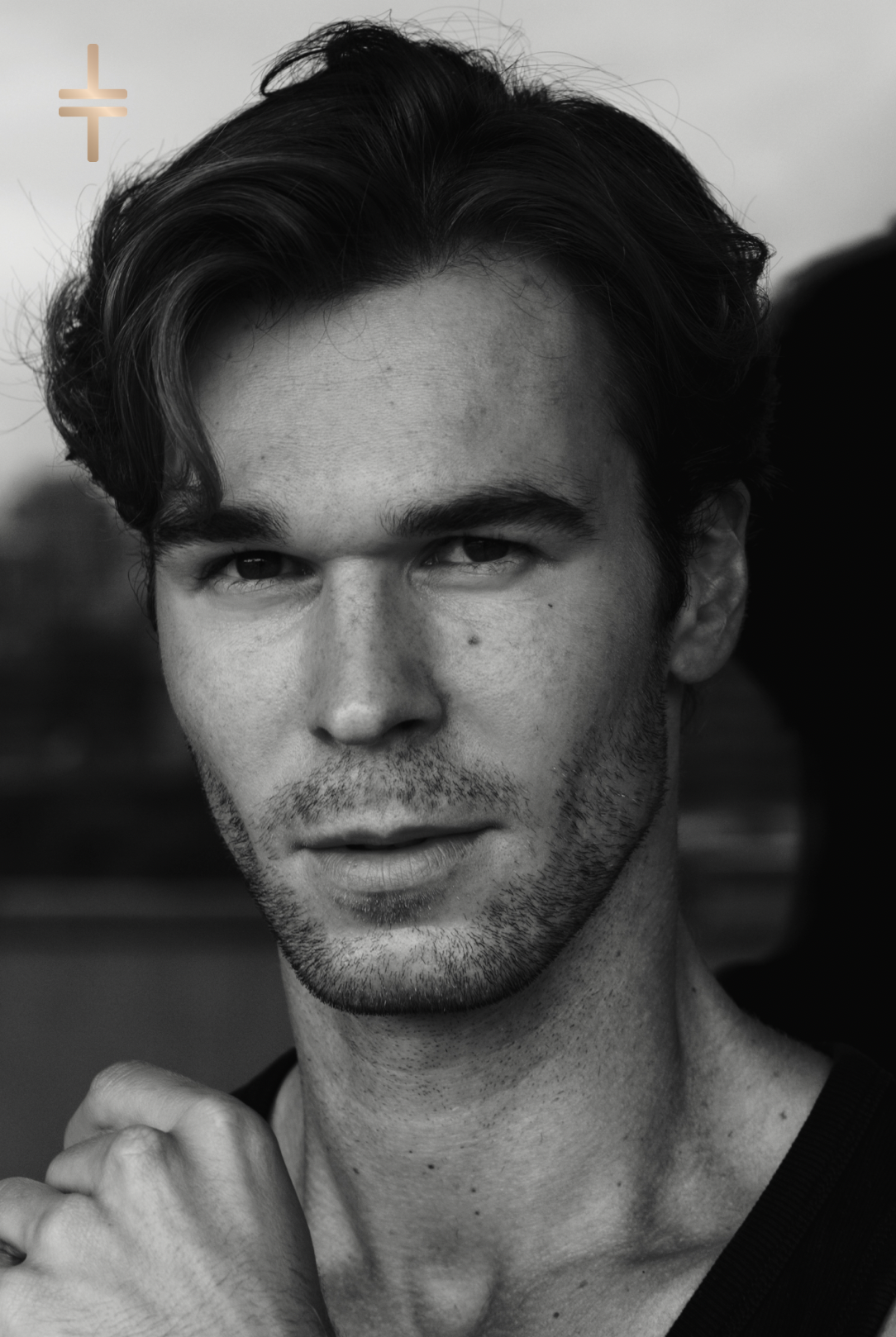 TOM NOAH
