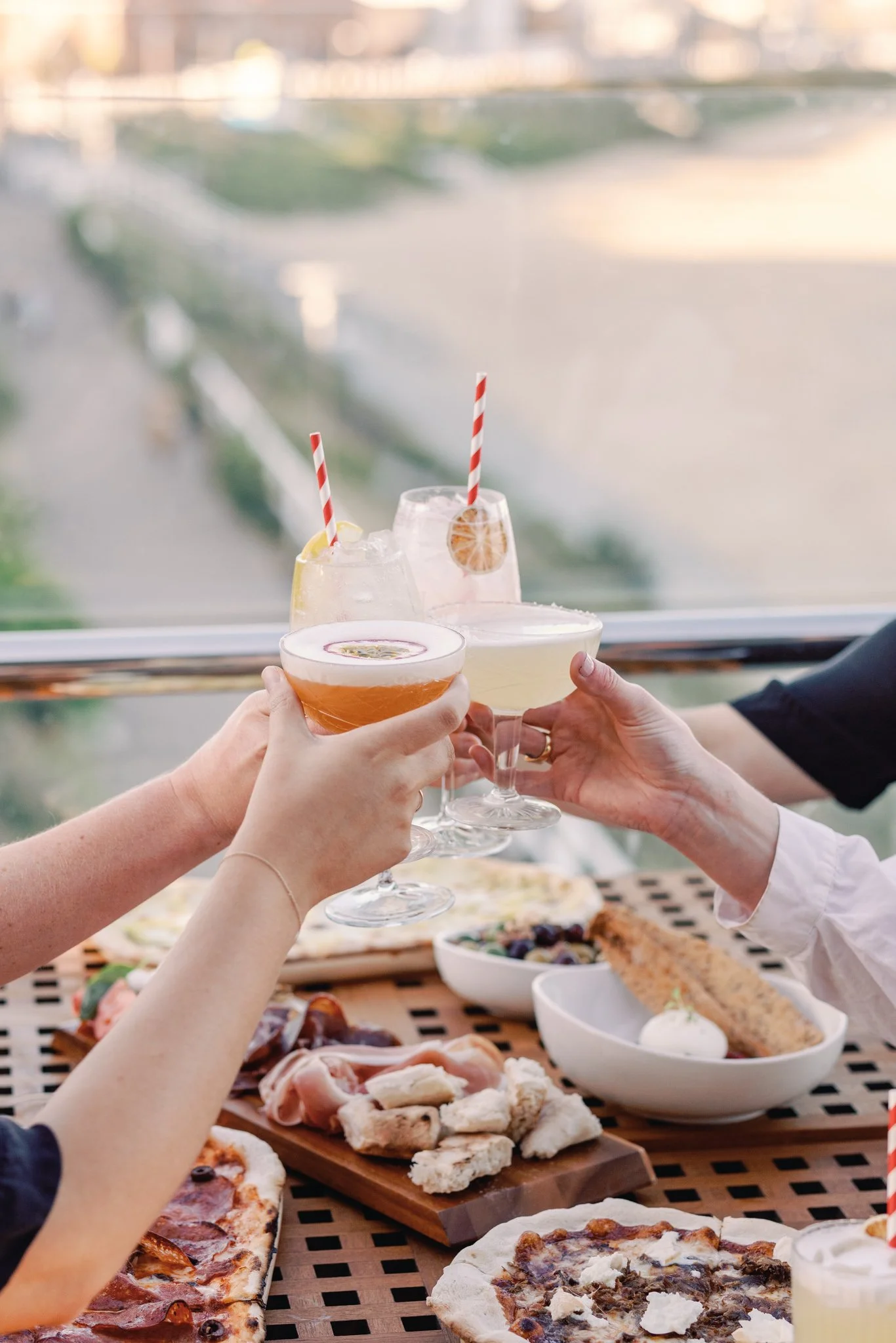 See you this weekend on our Top Level Cocktail Bar! 🥂
Open from 11:30am - late #merewethersurfhouse