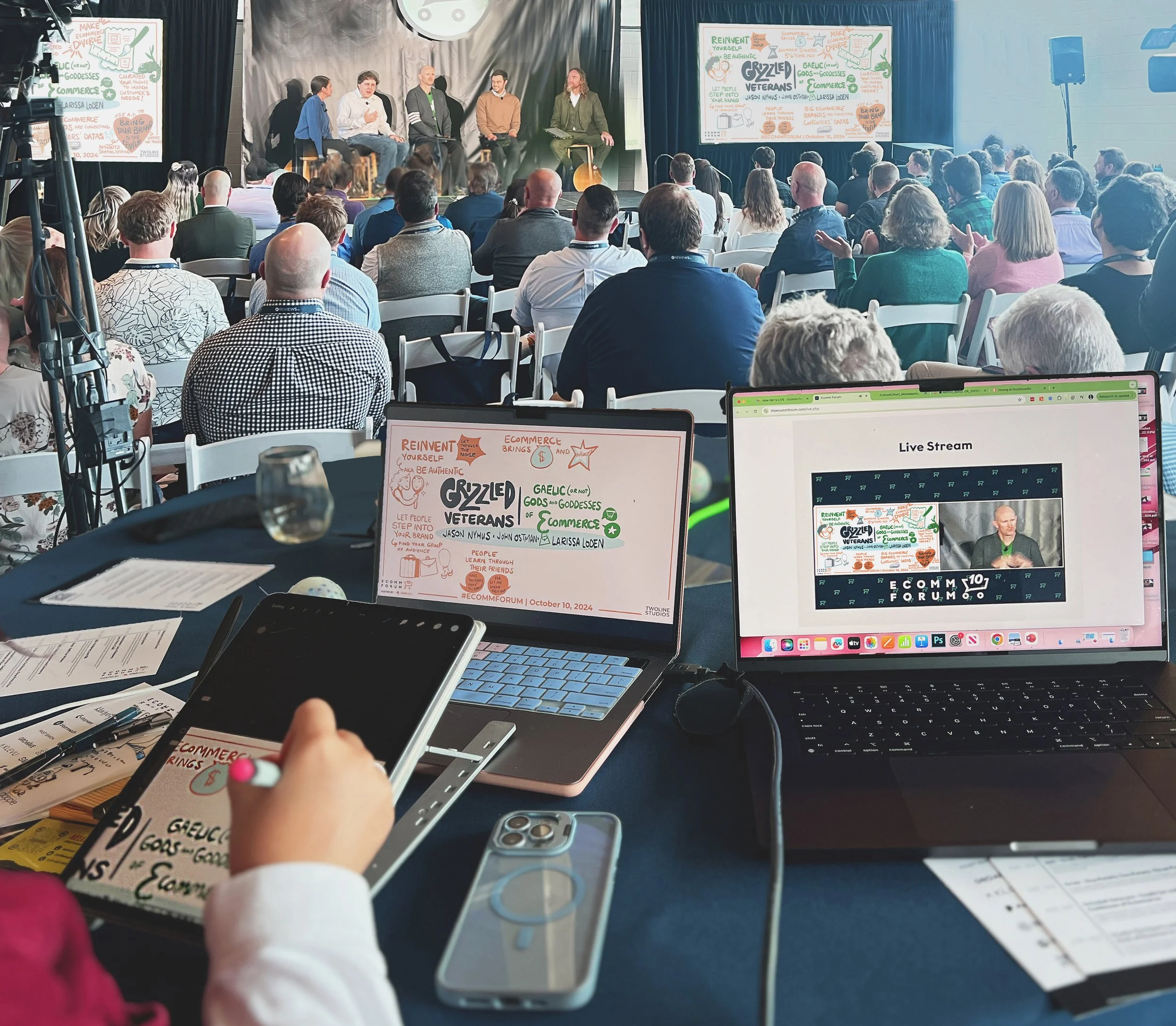 Live digital visual notes capturing a leadership session in real time