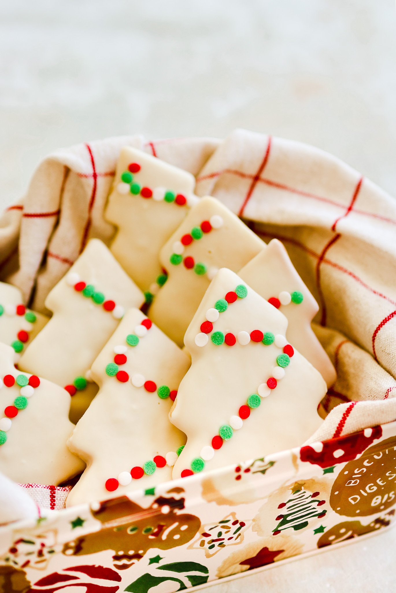 White Chocolate Christmas Shortbread