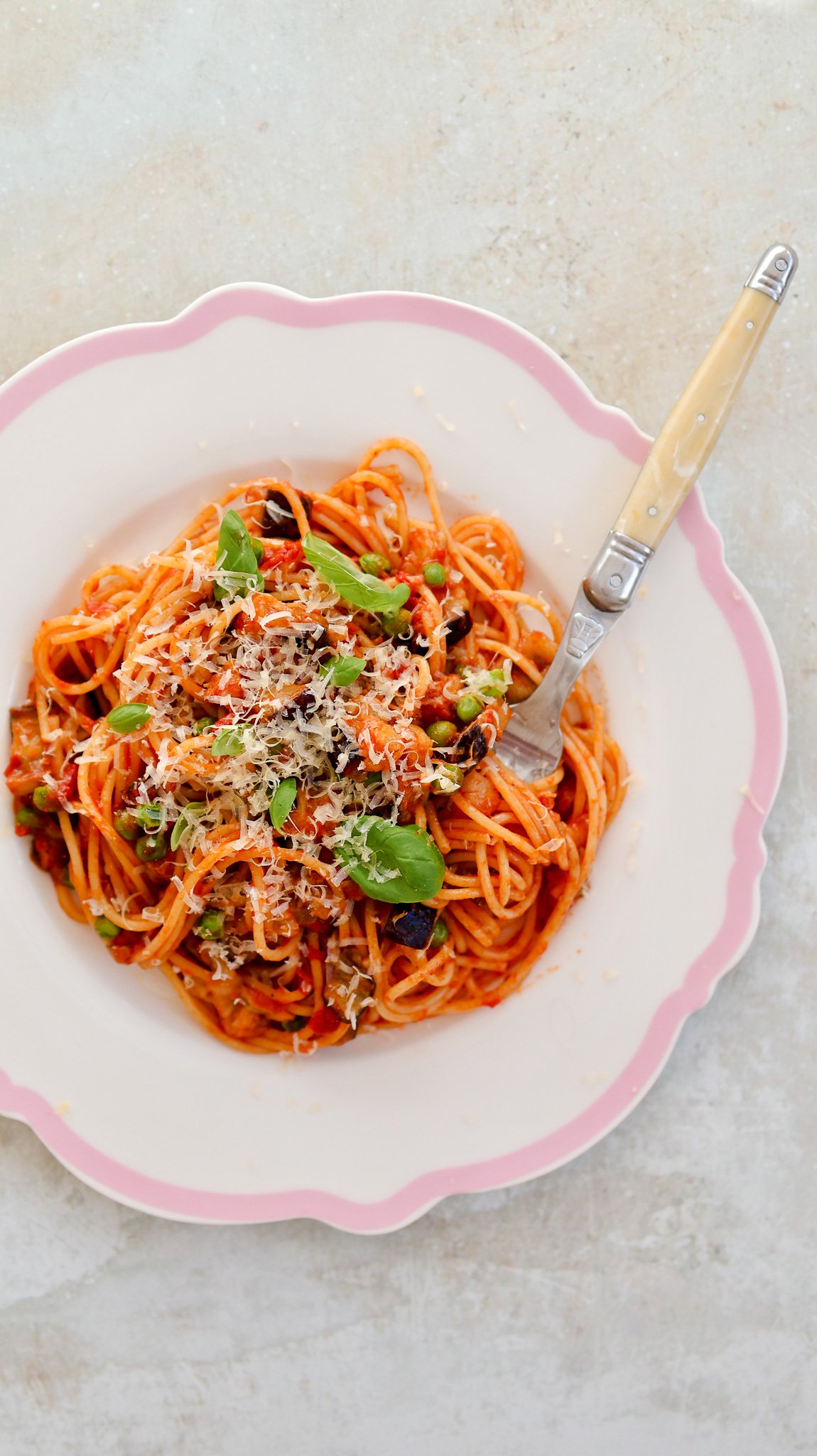 Pasta with Peas and Eggplant