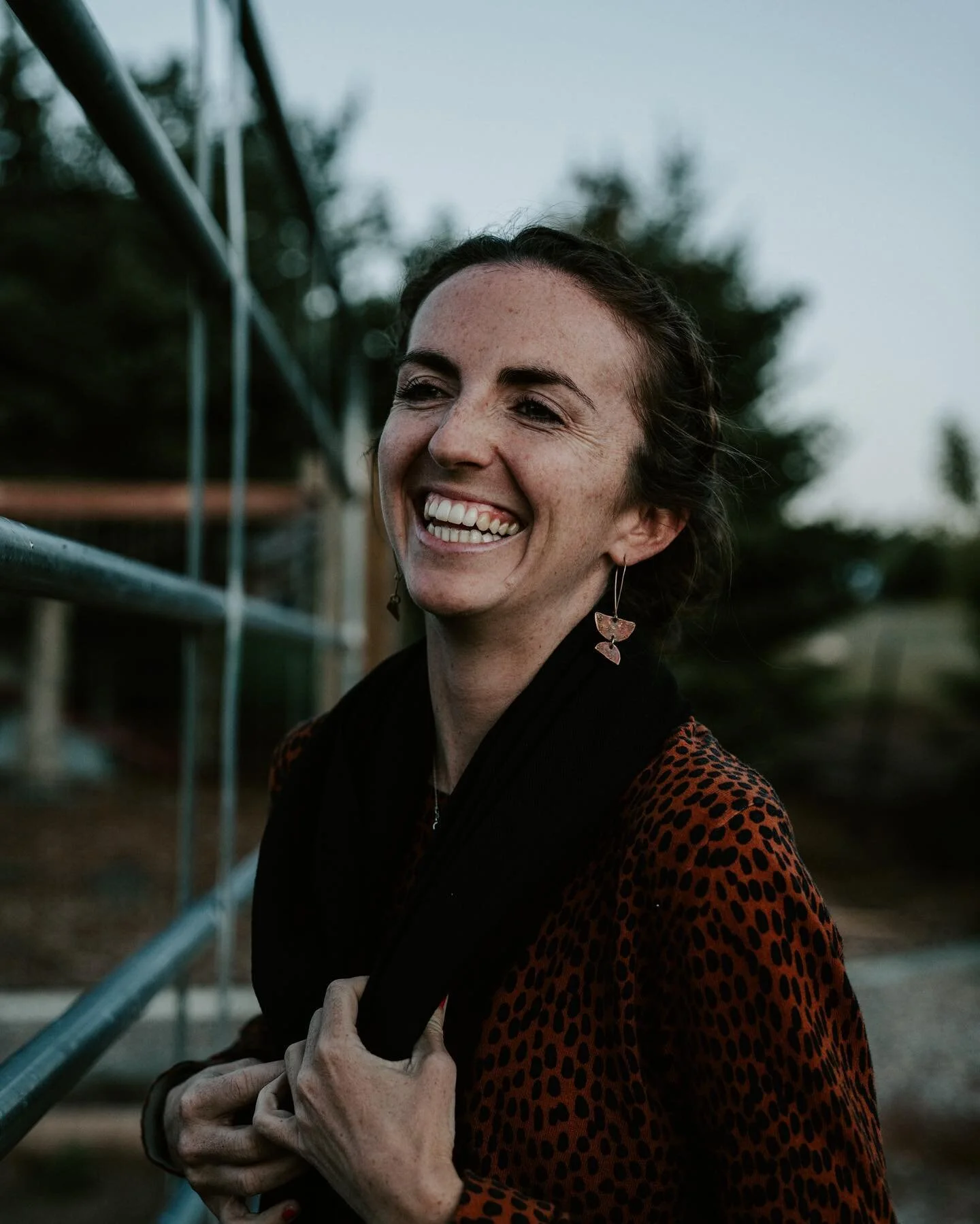 Scroll for more headshot selects of this pretty lady! I have the best friends with the best smiles 💛 Can&rsquo;t wait to see which one she picks. Congrats on the new job! @coll_lough