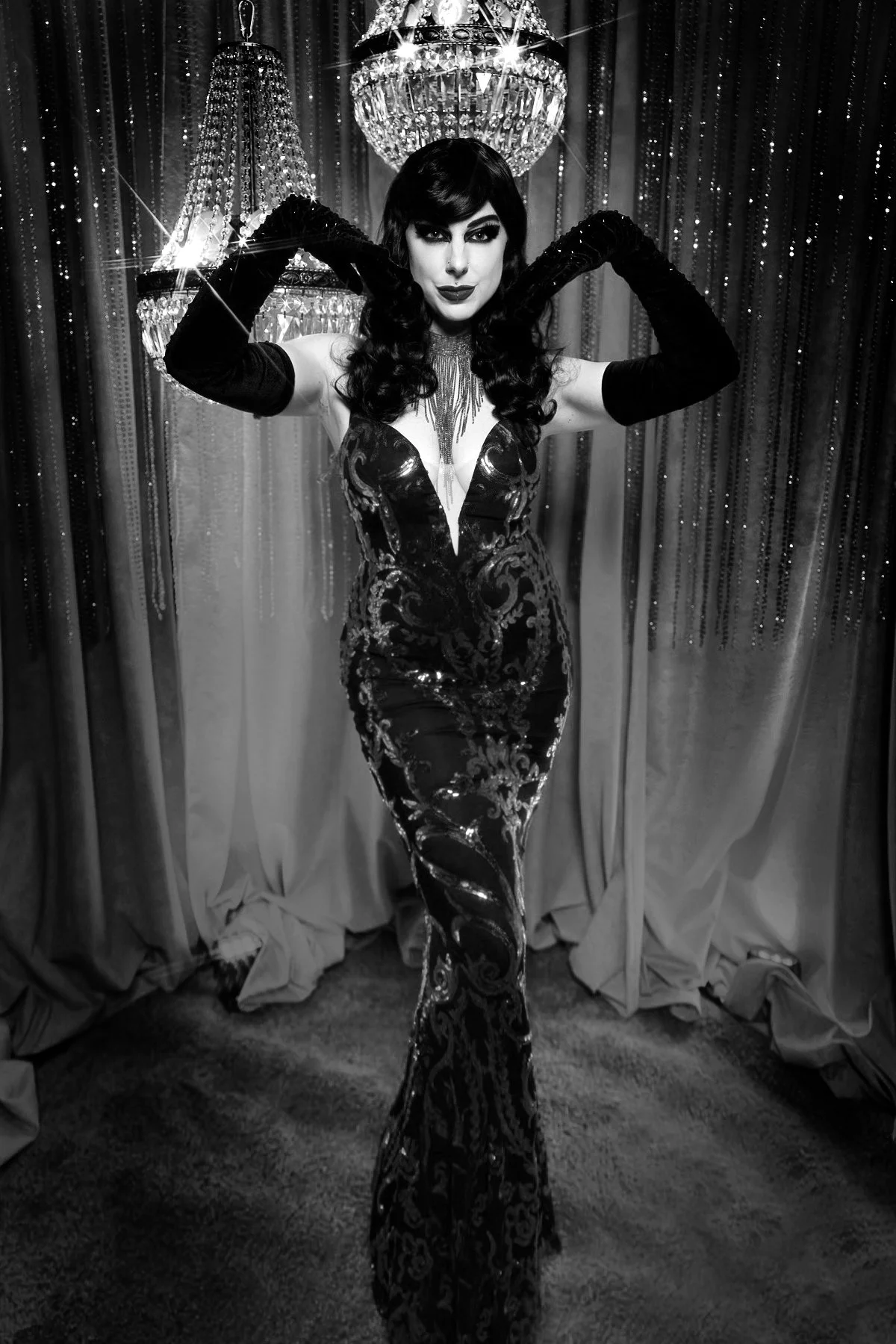 CAVIAR - club valtesse 4bw.jpg