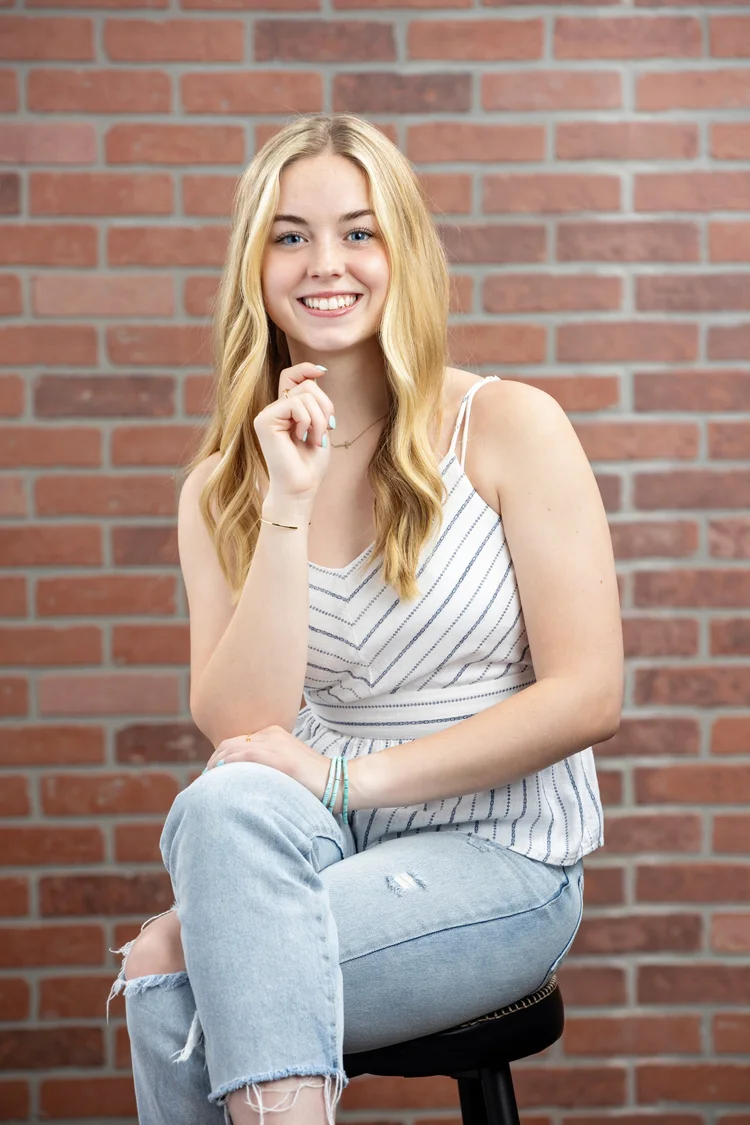 seniors-victor-o-neill-studios