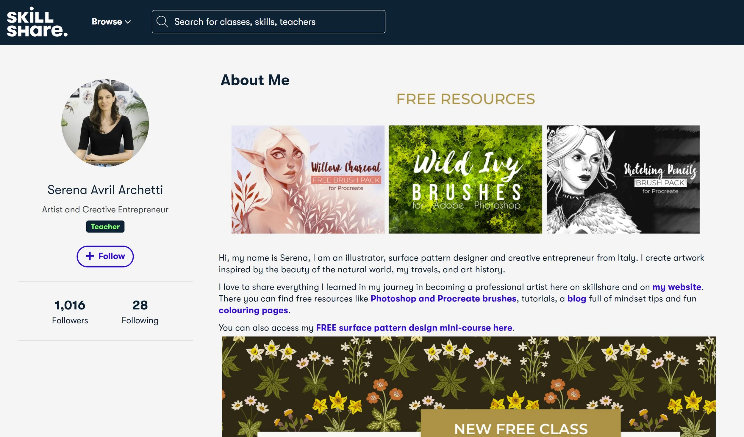 examples of how to showcase a lead magnet in a place where your audience likes to hang out