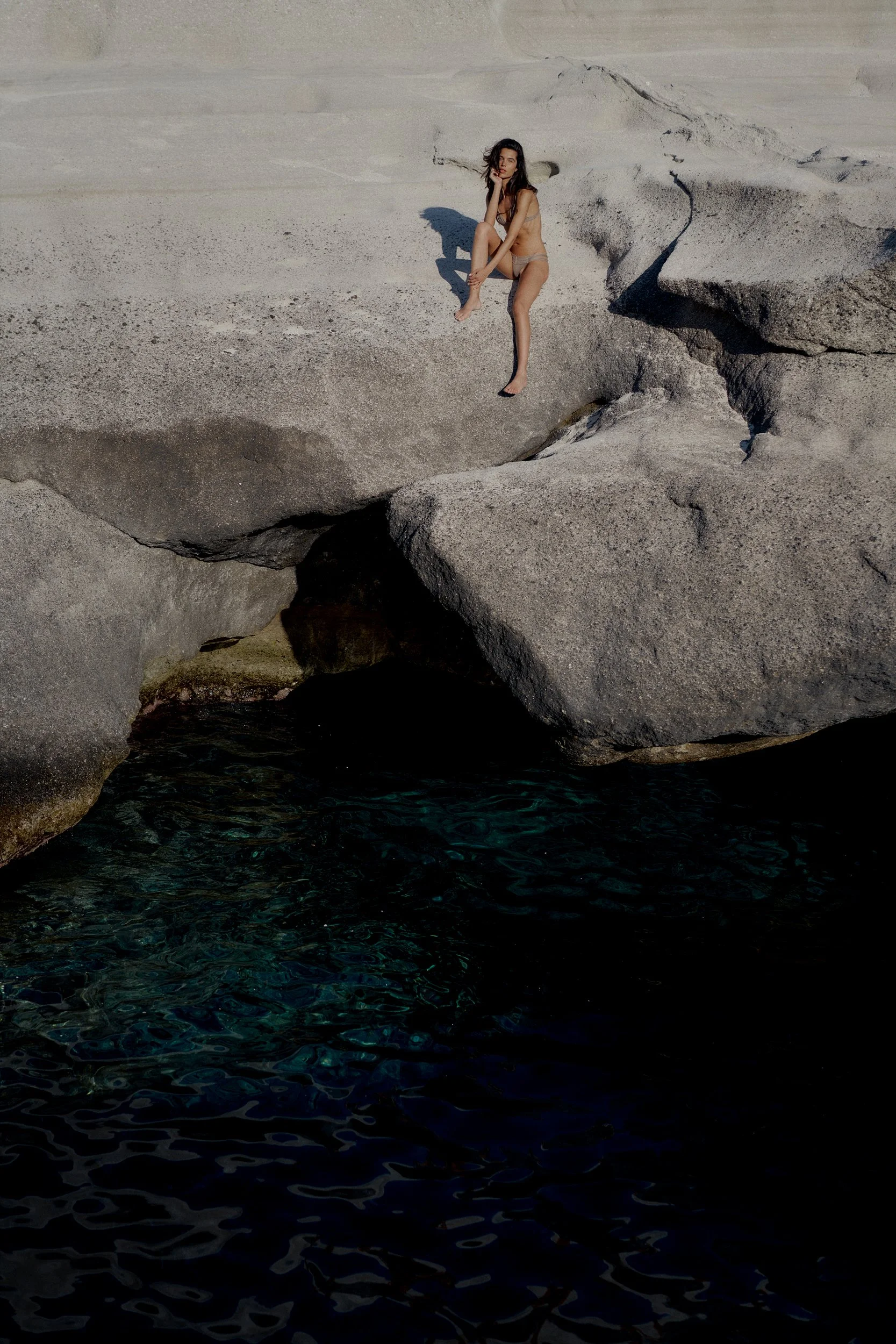 Warm Cliffs — Cool Sea_MAX8809_web.jpg