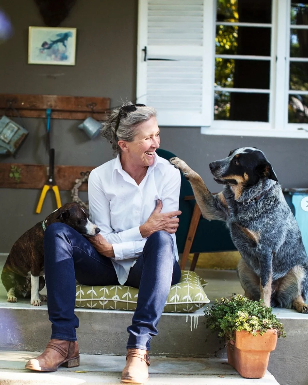 On behalf of the Old Vine Conference community we would like to extend our heartfelt congratulations to @kruger_rosa! 

Rosa was honoured with The Golden Vines @&zwnj;amorimcork Innovation Award at the 2025 Golden Vines Awards in Miami last week! 💫
