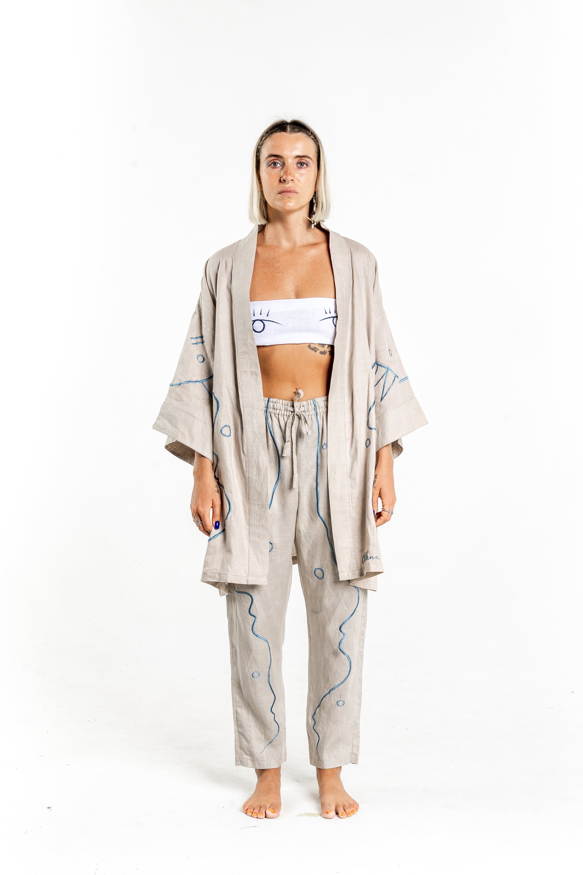 https://i.etsystatic.com/27061529/r/il/bfa4ee/6101271127/il_fullxfull.6101271127_4lwq.jpg