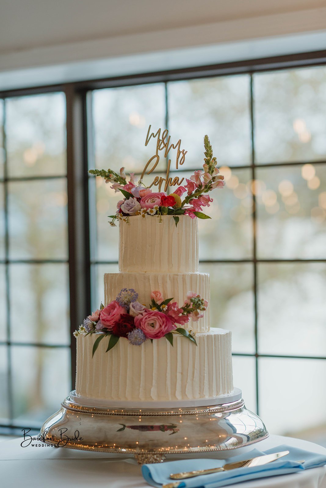 Ocean City Wedding Venue Coastal 59 Wildflower Wedding cake