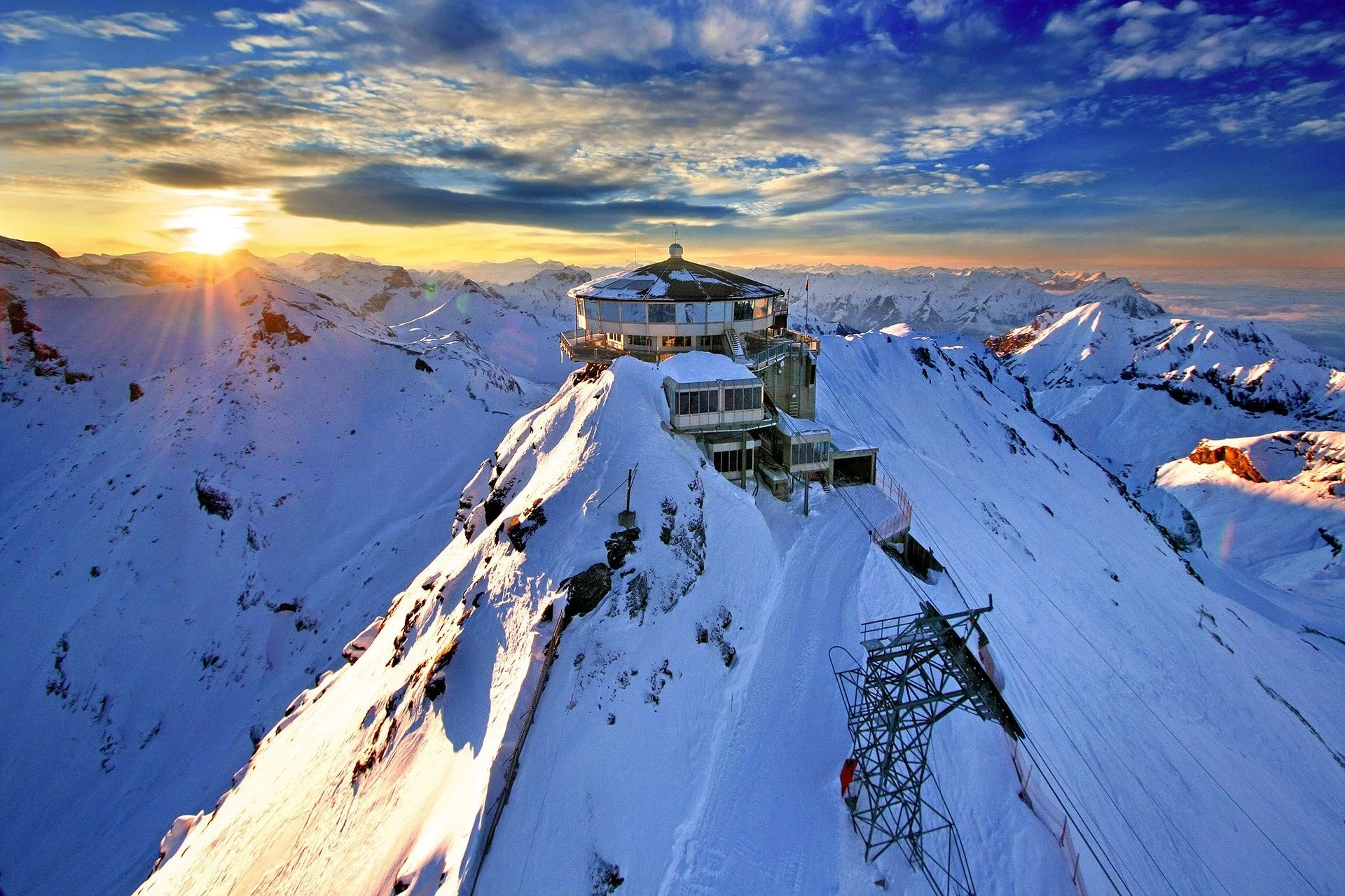This is the only way down.🎿