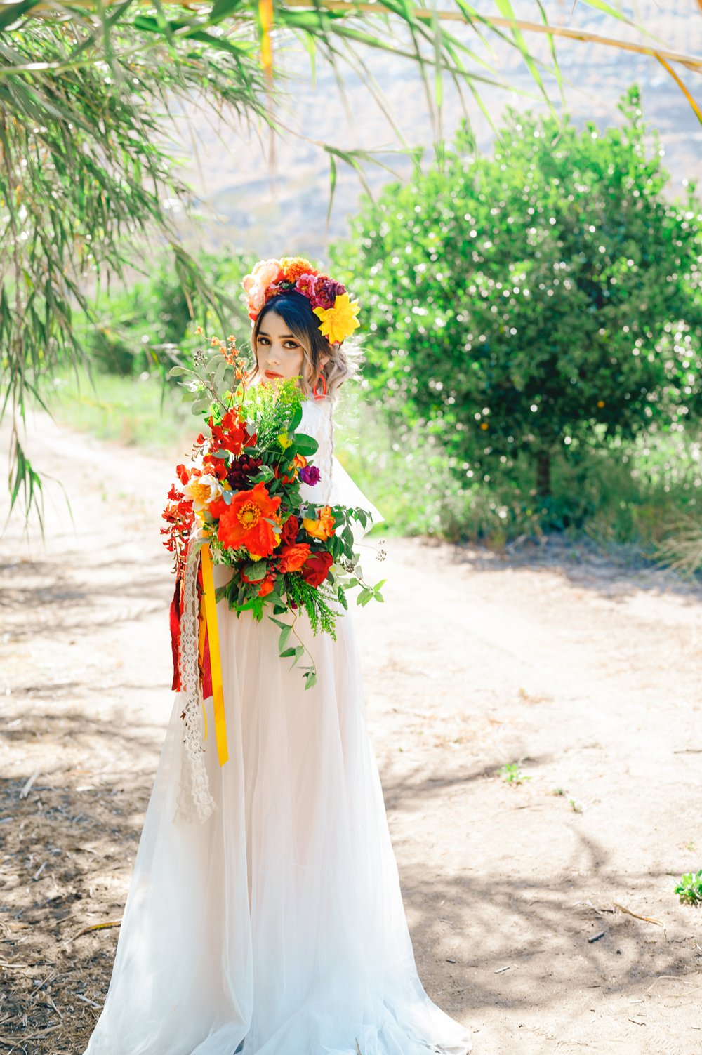 Fiesta+Bride-Rancho+Guejito+Winery-Mariela+Campbell+Photography7.jpg